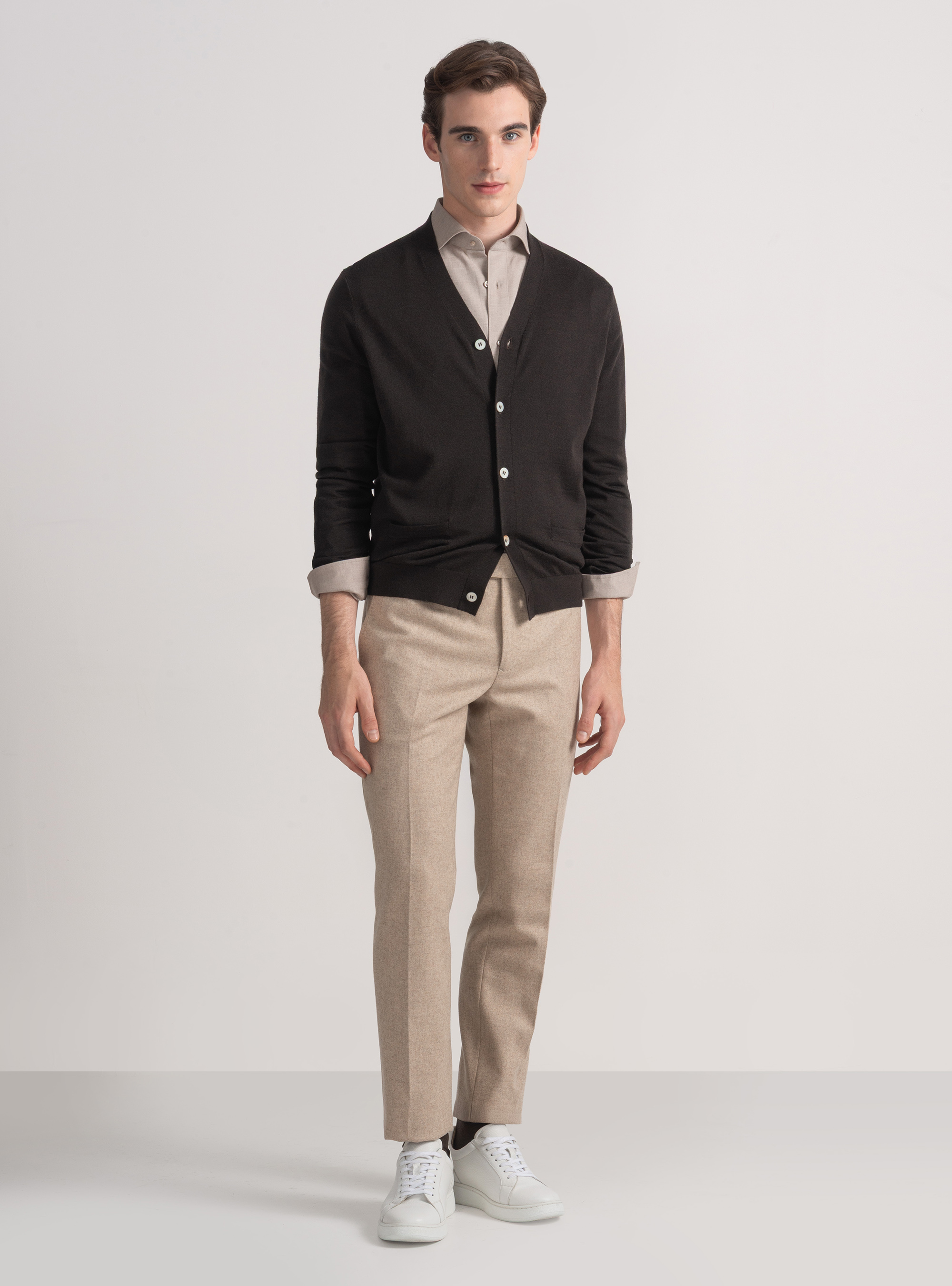 Knitted cardigan with buttons in extra-fine merino wool, BROWN