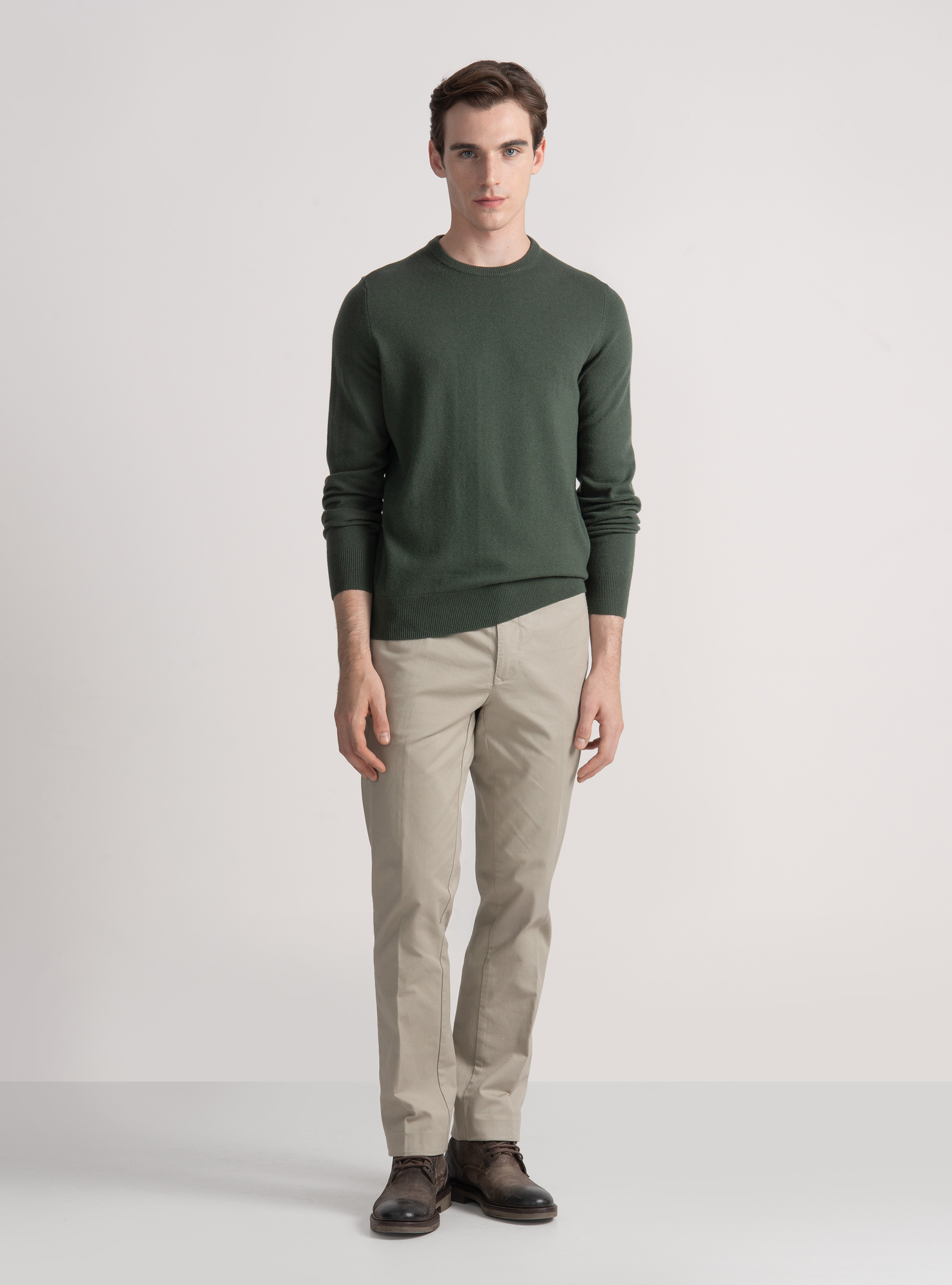 Trikot mit Rundhalsausschnitt aus Lambswool und Kaschmir, MILITARE 0609C