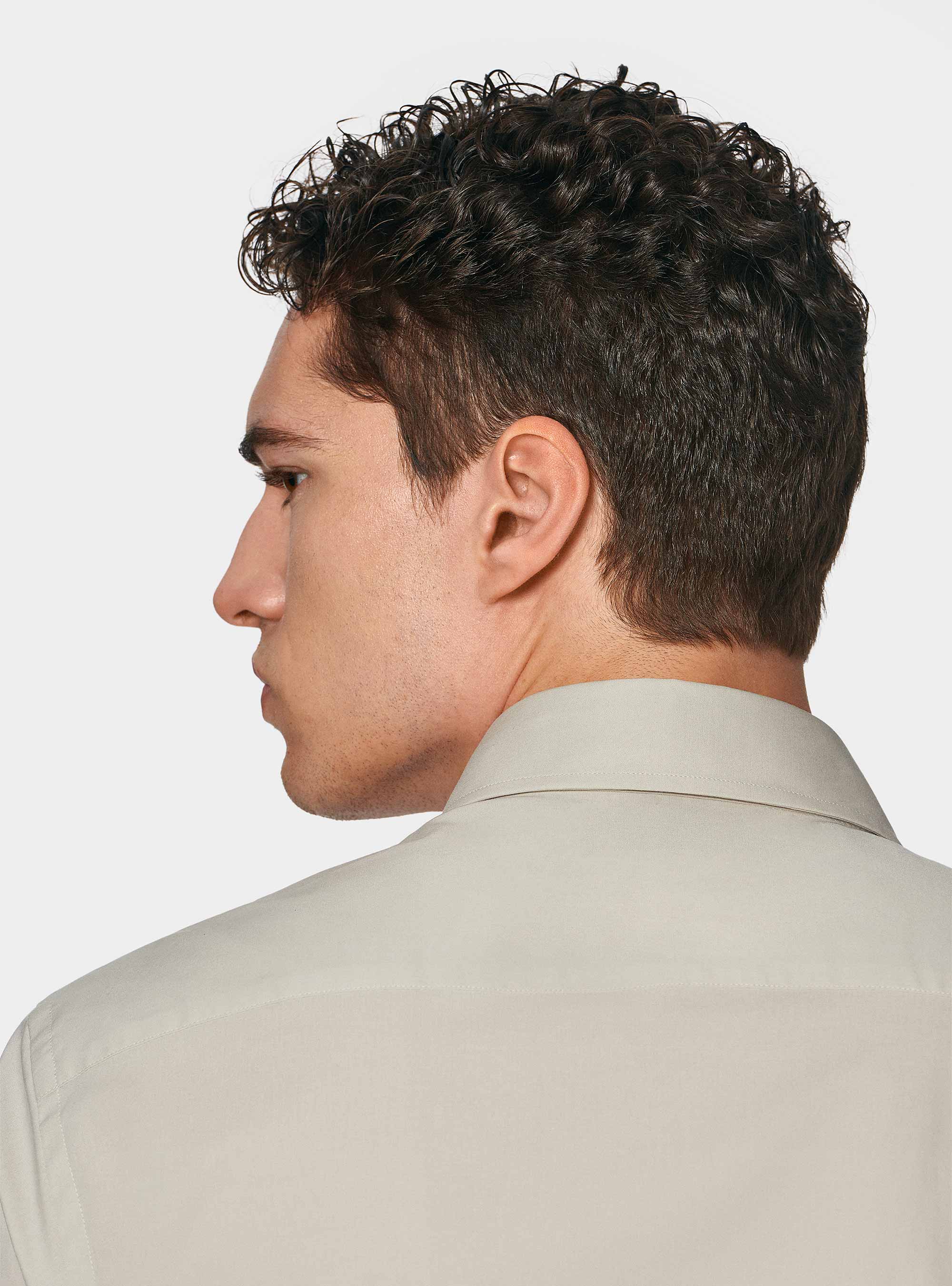 Chemise en popeline stretch, Ã CRU