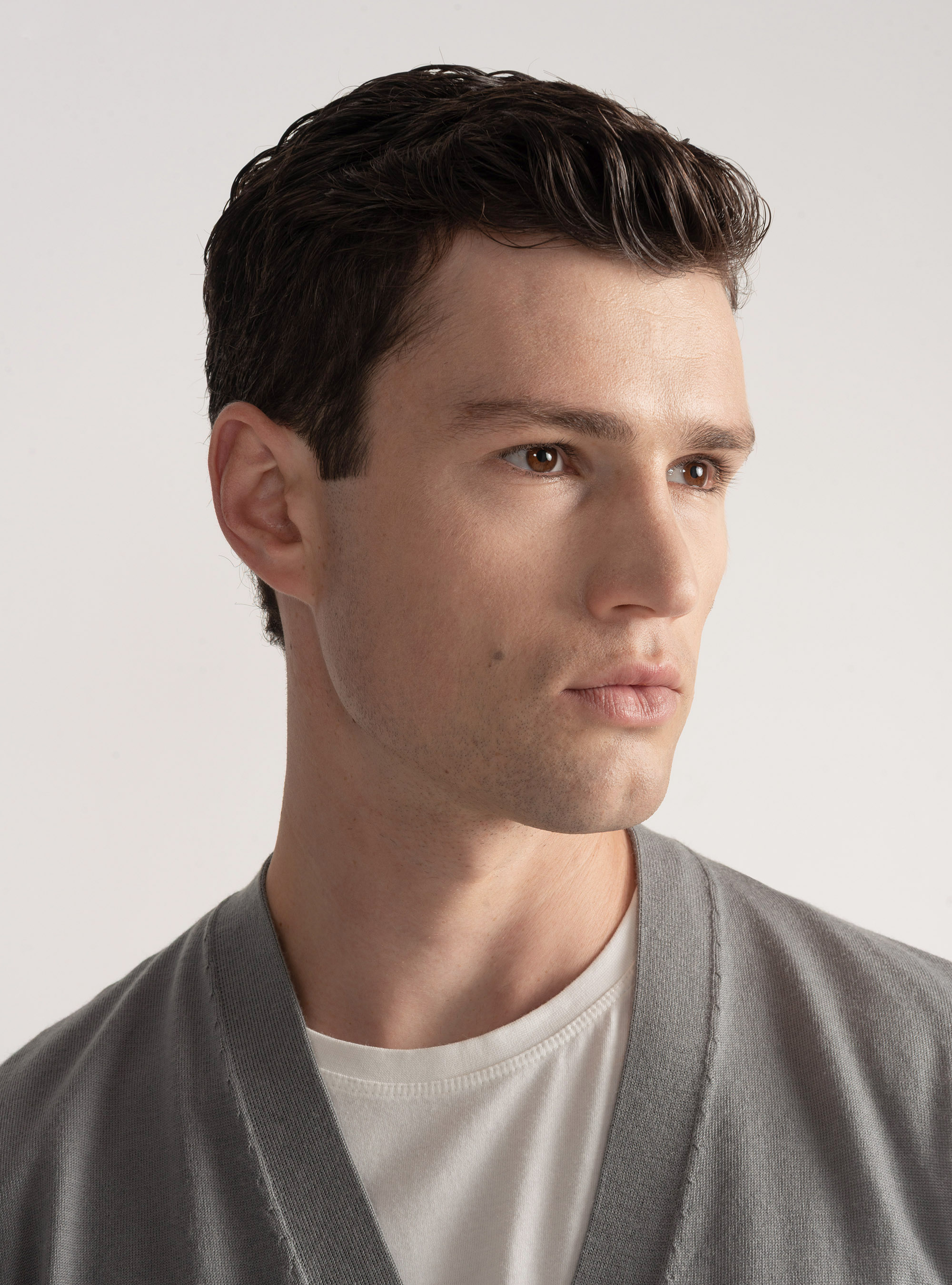 Knitted gilet with buttons in extra-fine merino wool, GREY