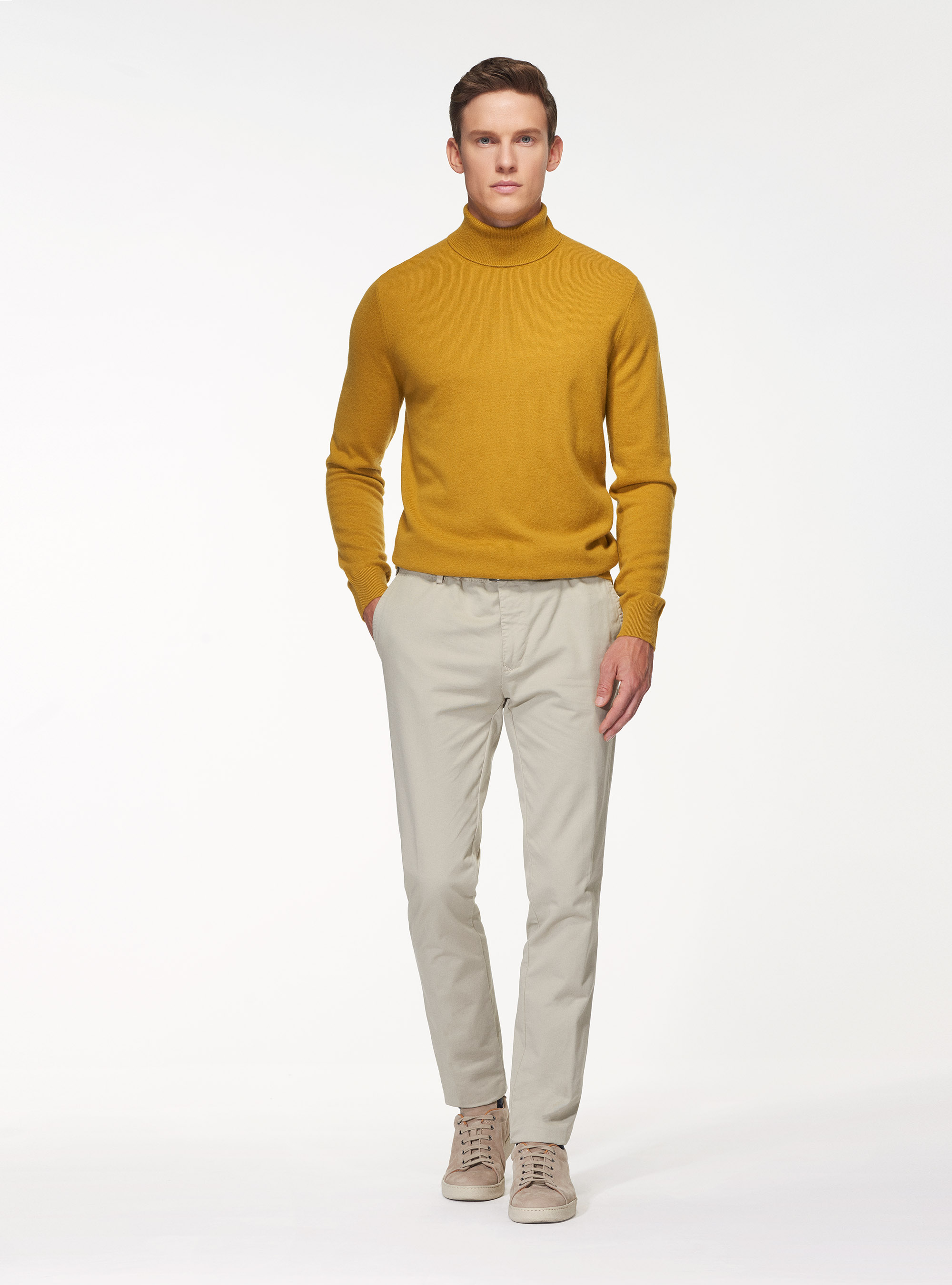 Turtleneck in 100% cashmere, SENAPE 0715C