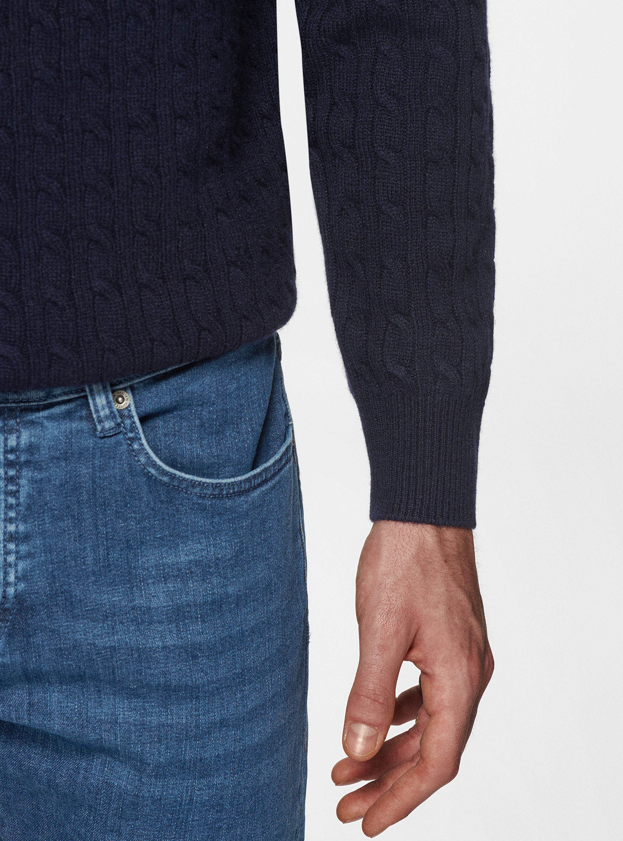 Maglia girocollo con treccia in lana e cashmere, BLU NAVY