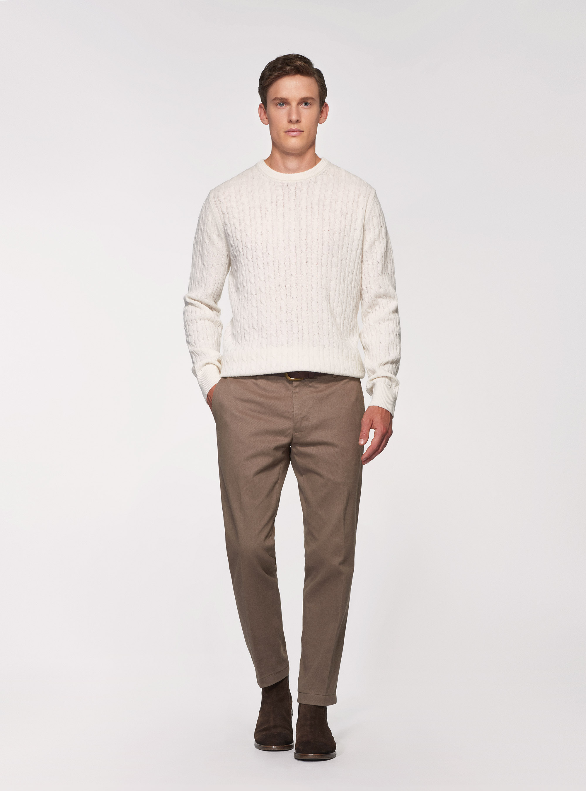 Maglia treccia girocollo in lana lambswool e cashmere, BIANCO