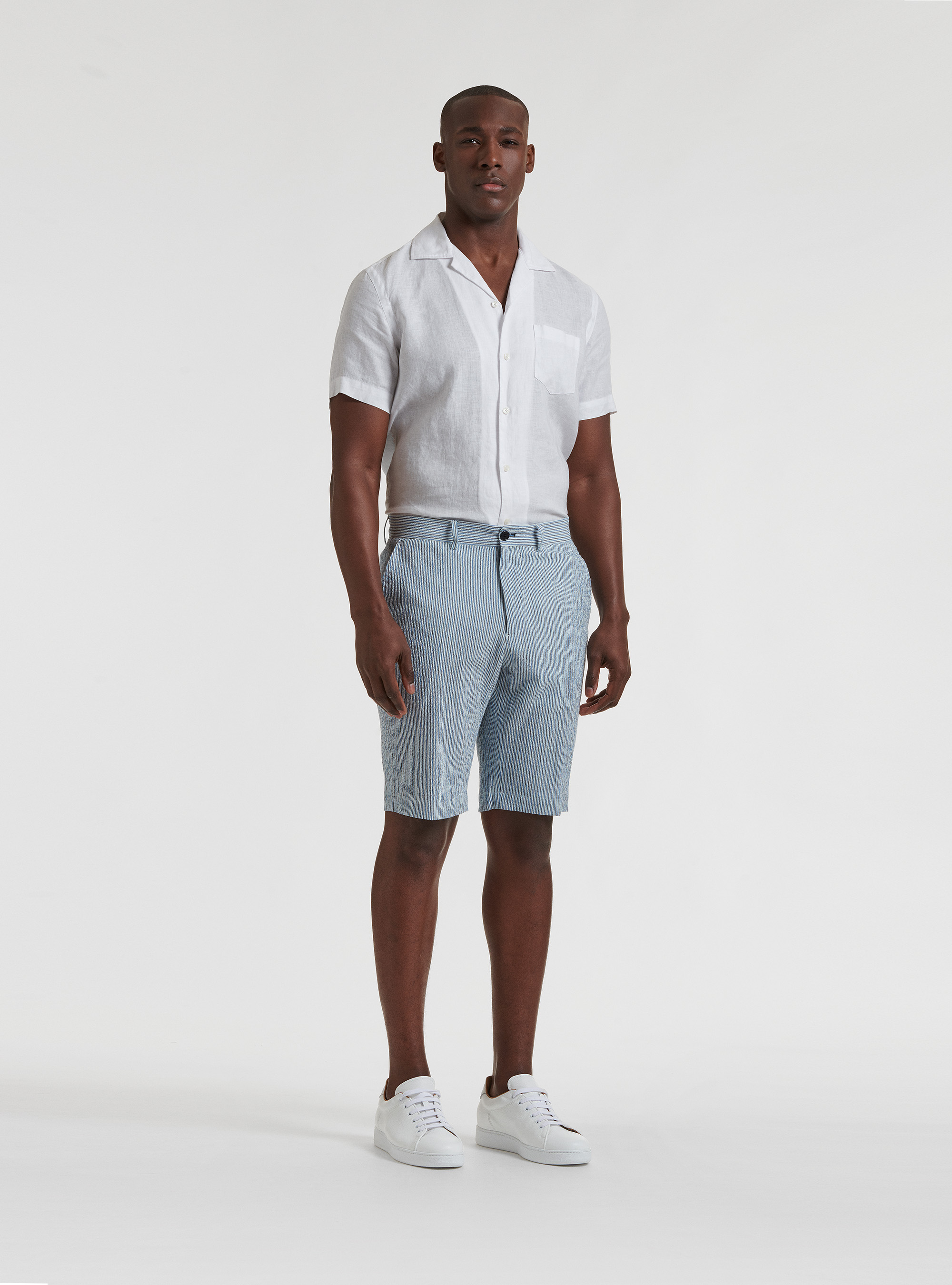 Bermudas de algod&oacute;n y lino a rayas seersucker, CELESTE