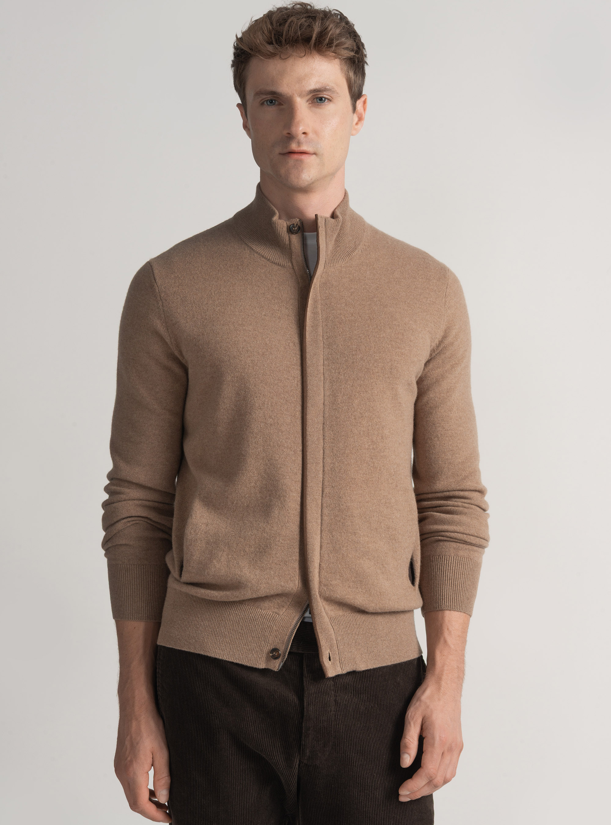Cardigan in maglia con zip in lana lambswool e cashmere, CAMMELLO 0570C