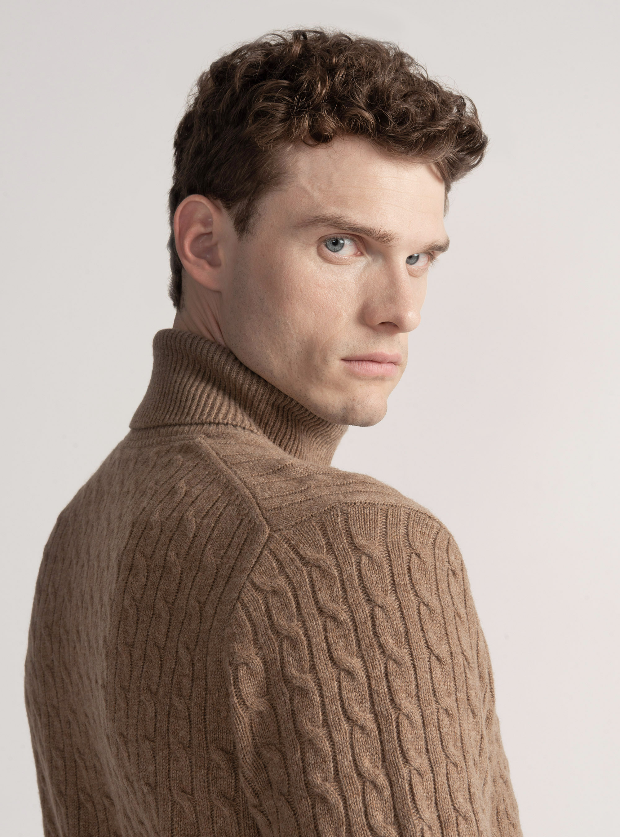 Turtleneck sweater with cashmere wool braid, MUD