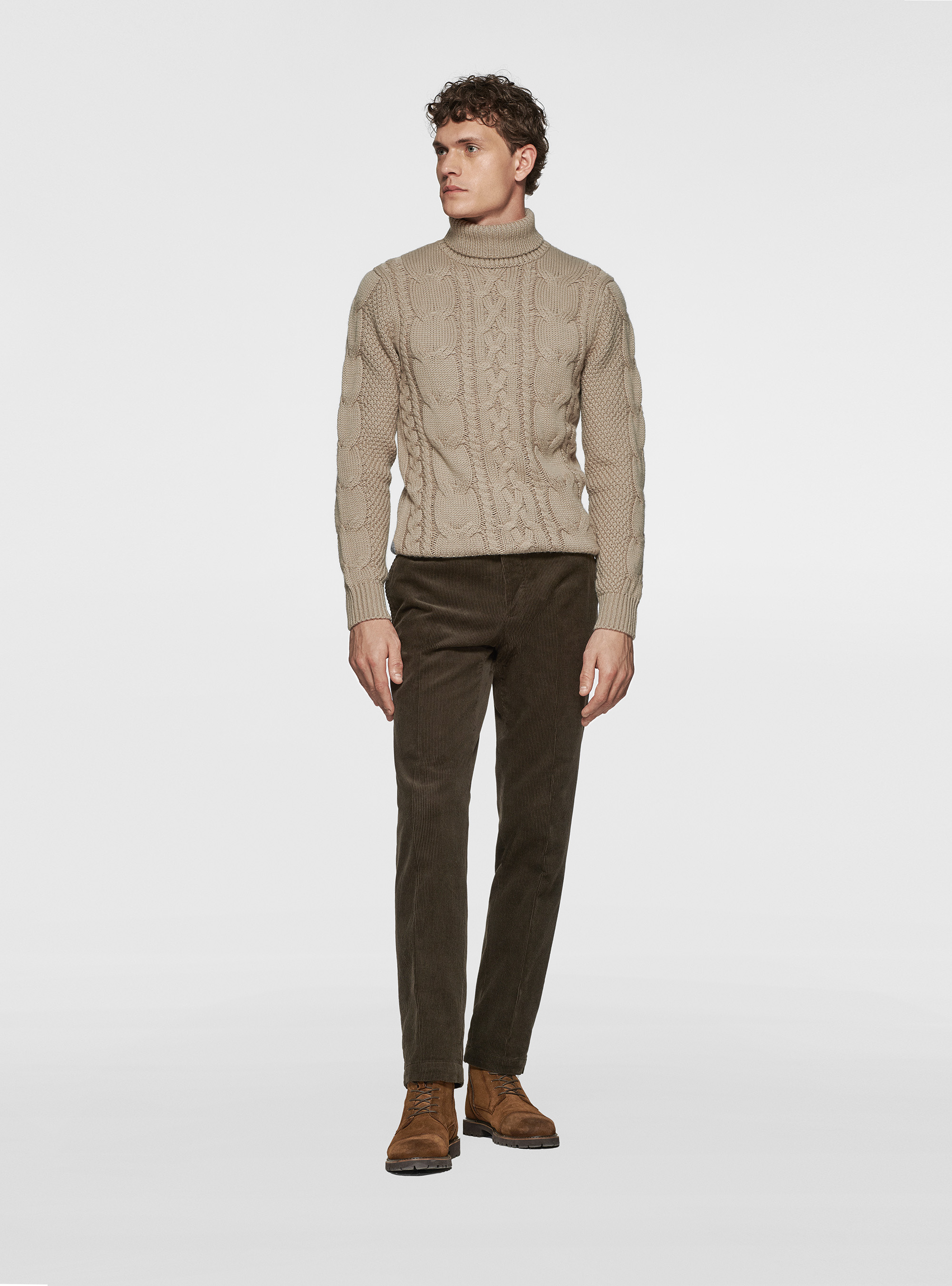 Maglia collo alto in misto lana con treccia, SABBIA