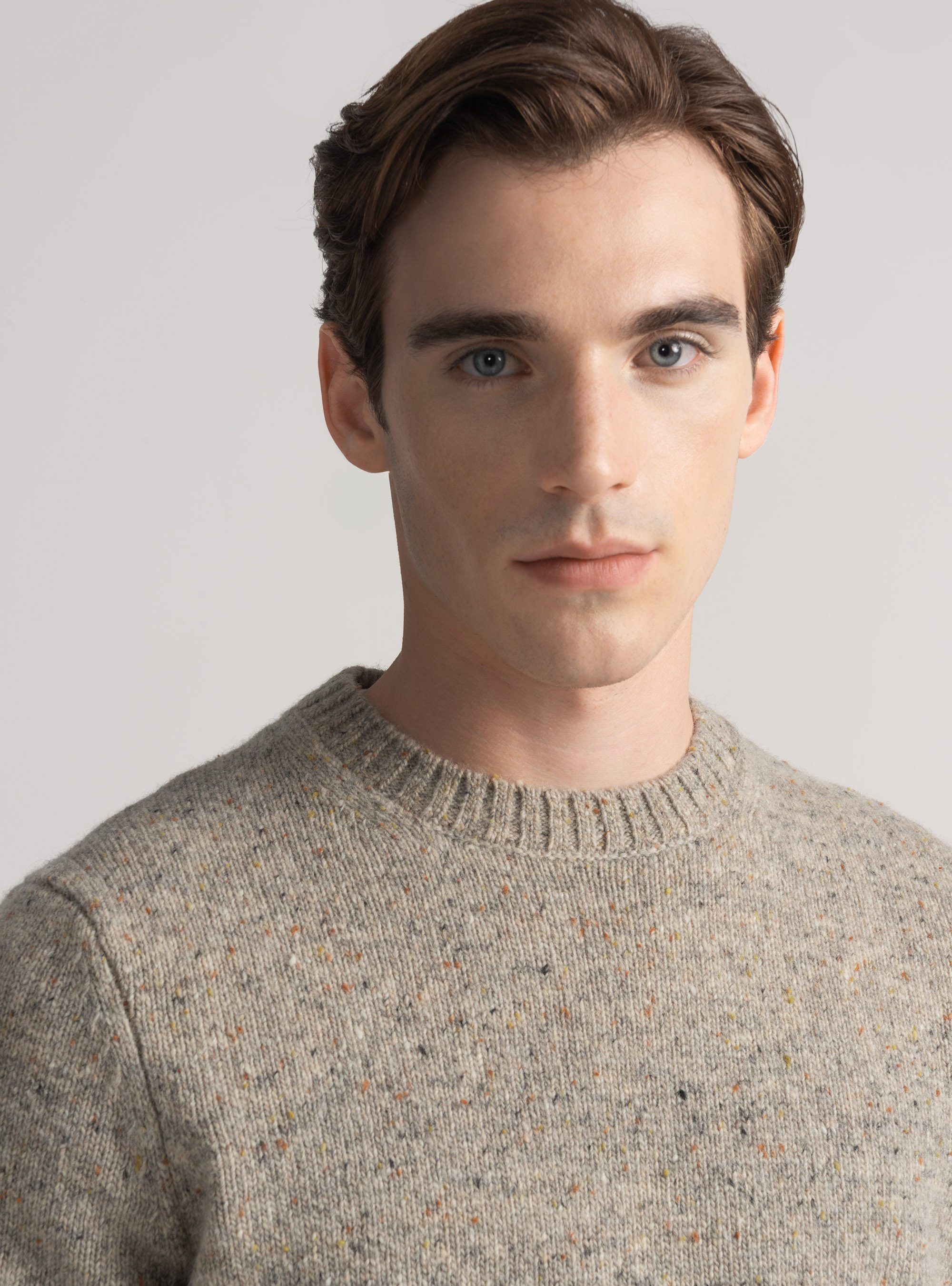 Crew-neck sweater in wool blend, LIGHT GREY MELANGE