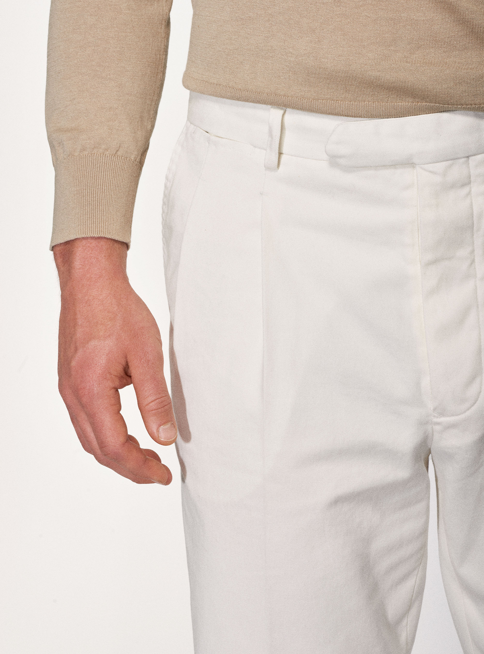 Pantaloni doppia pince in gabardina di cotone tinto capo, BIANCO