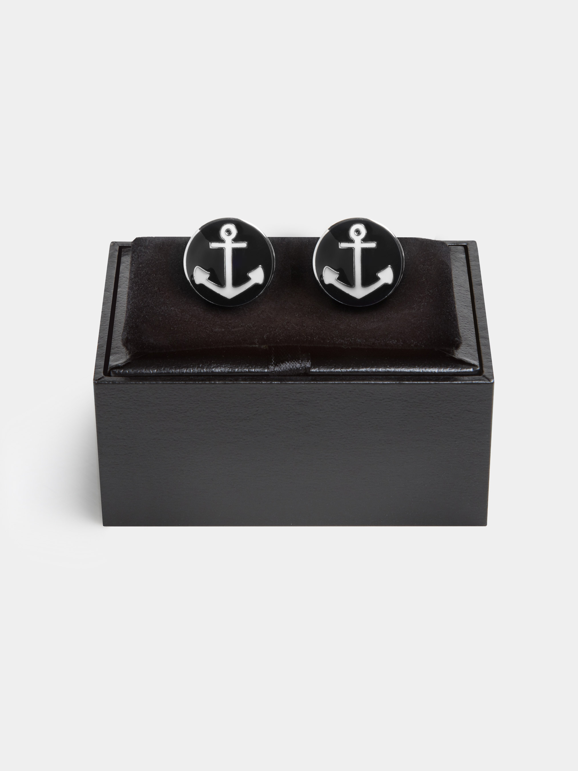 Gemelli con ancora, NERO