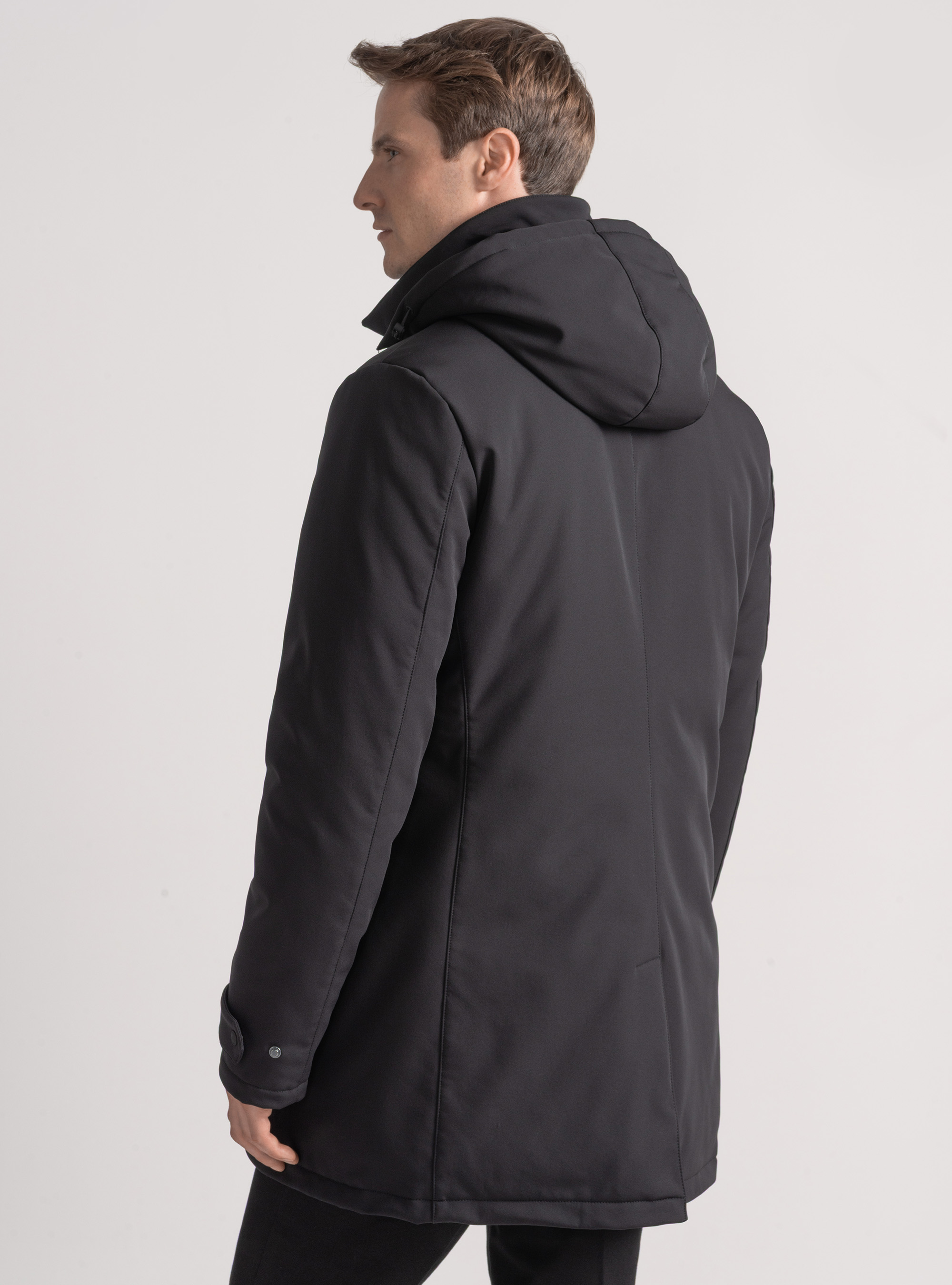 Parka técnica con relleno reciclado, NEGRO