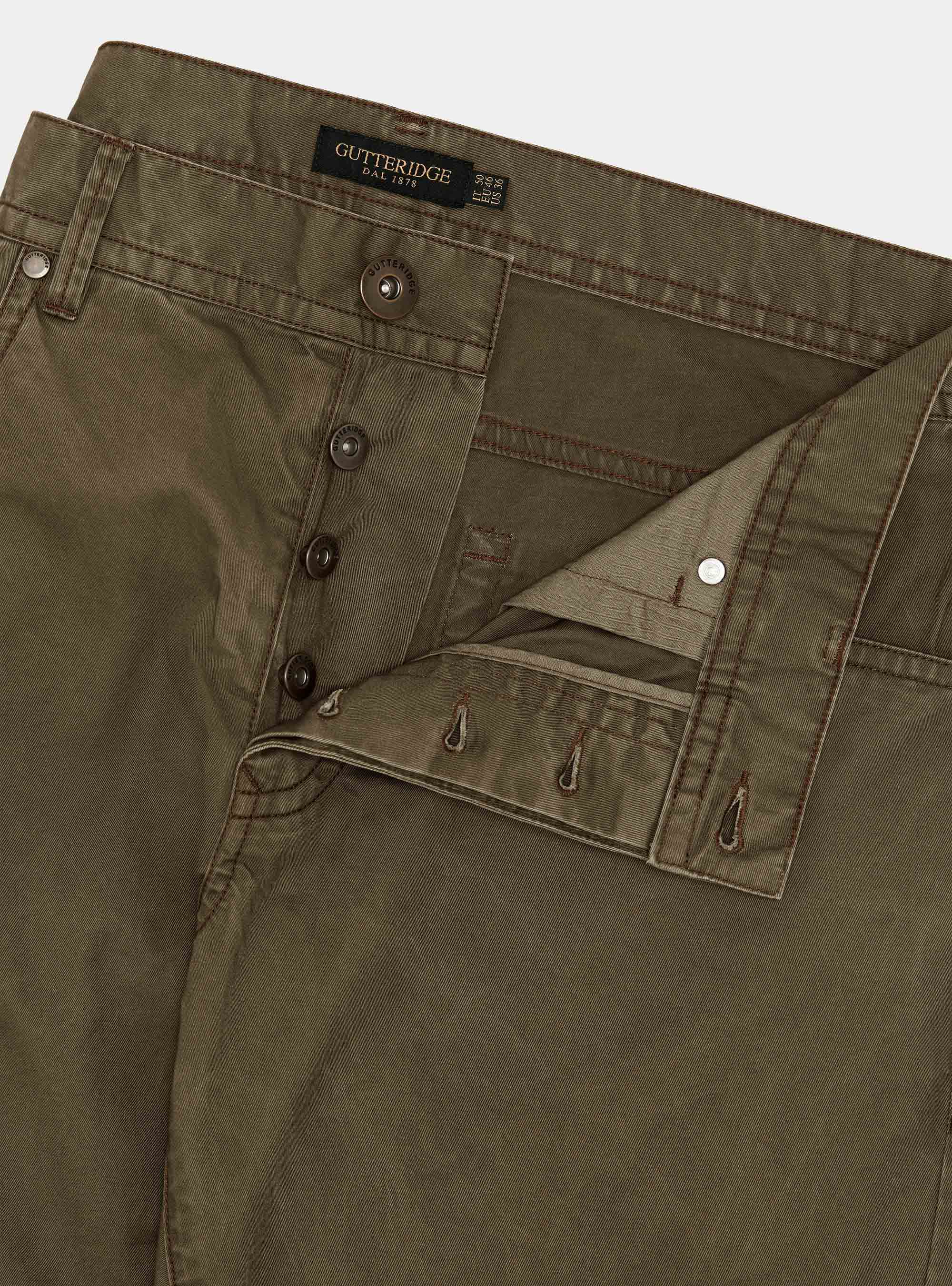 Pantaloni slim fit in cotone lavato, OLIVA