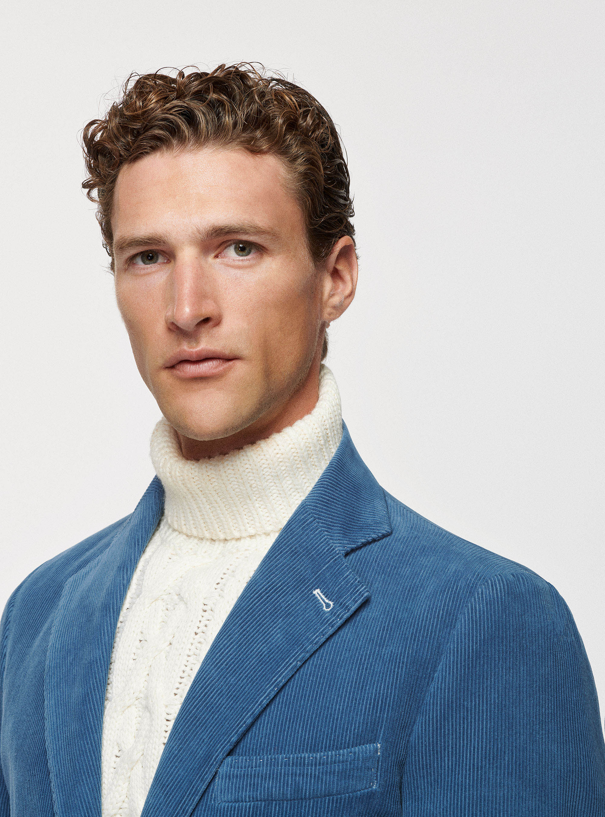 VogeLuxe | Men’s Chunky Knit Buttoned Blazer