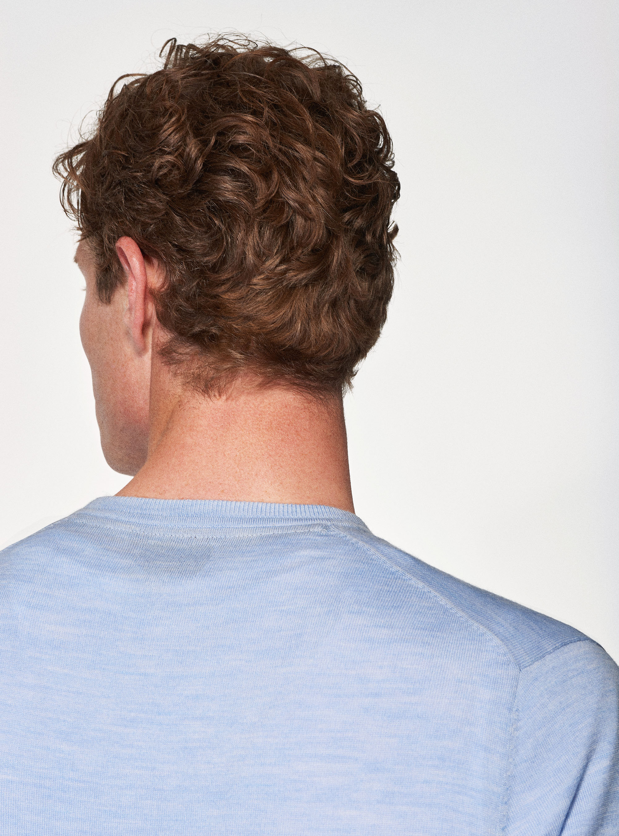 Maglia girocollo in pura lana merino extrafine, AZZURRO