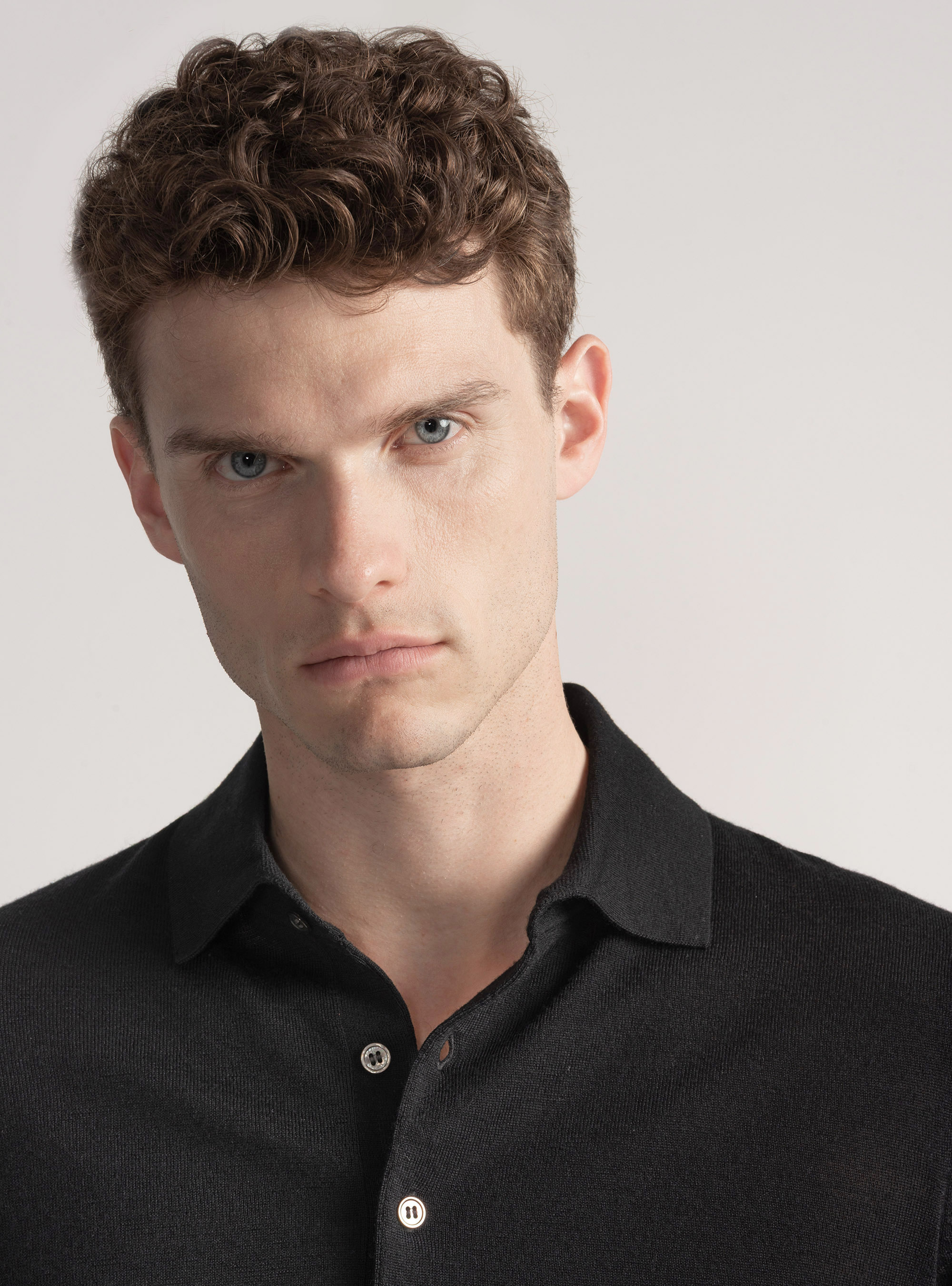 Polo de lana merina extrafina, NEGRO