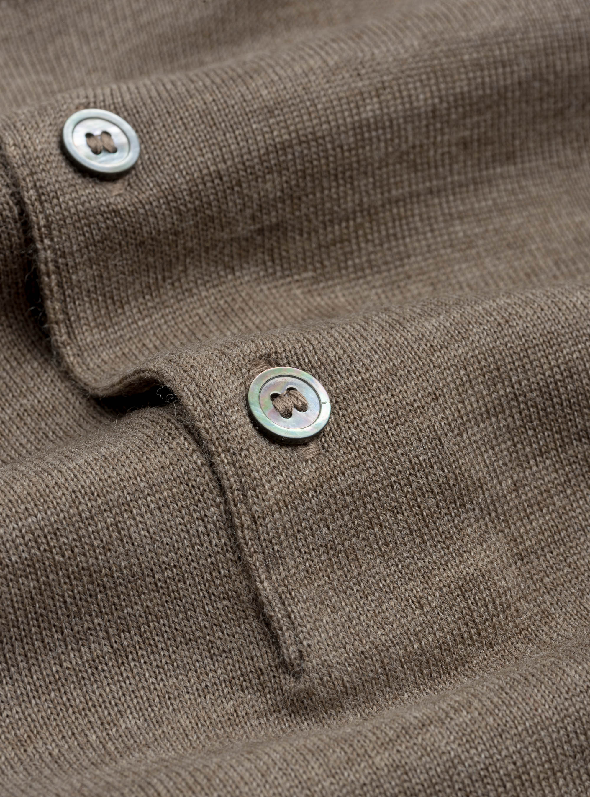 Polo en pure laine mérinos, BOUE