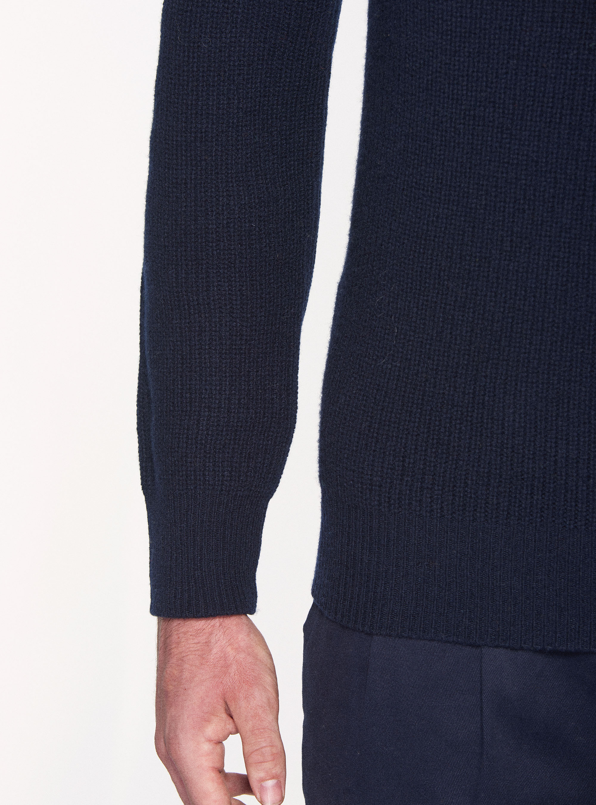 Maglia collo alto di lana lambswool in costa perlata, BLU NAVY