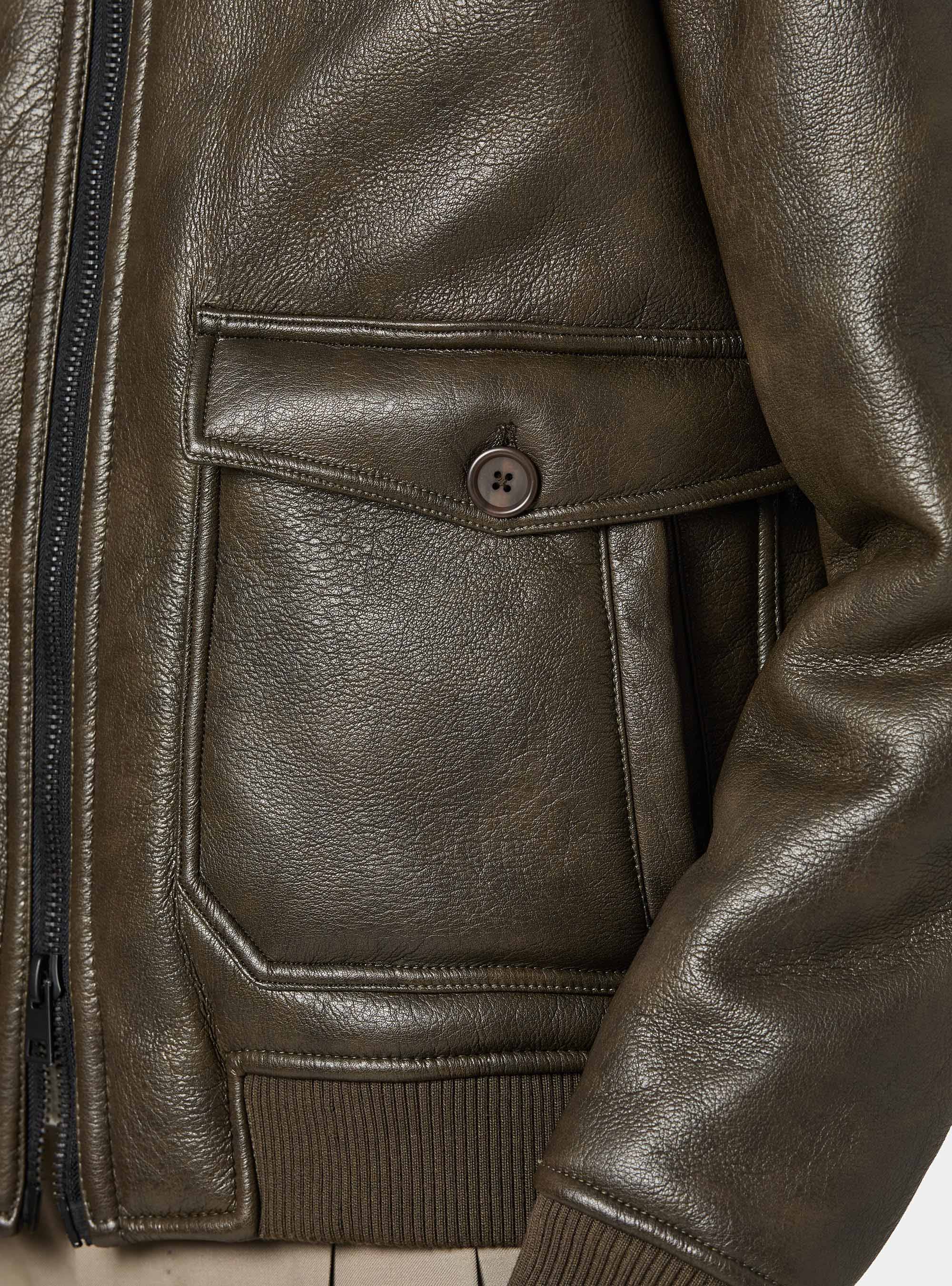 Bomber in similpelle con tasconi, MILITARE 0609C