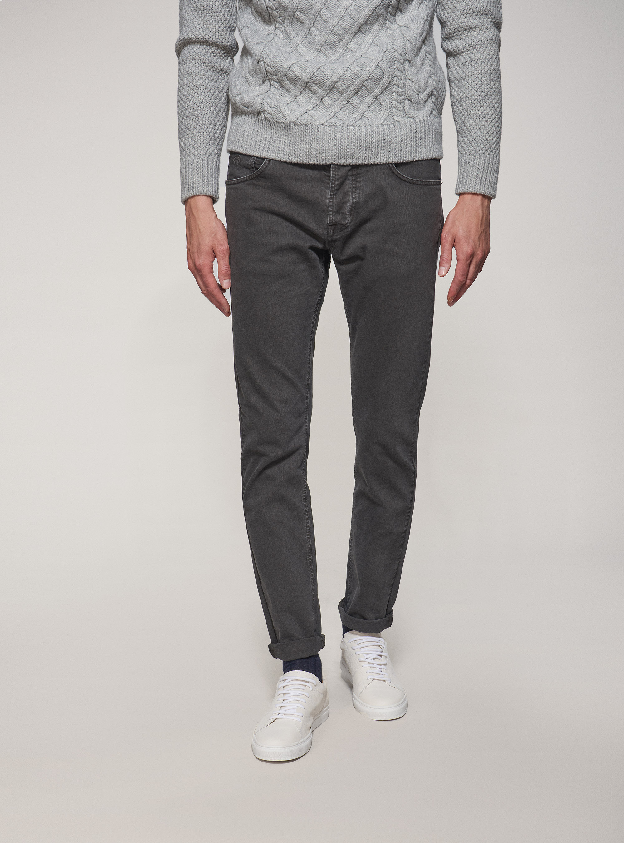 Coloured slim fit jeans