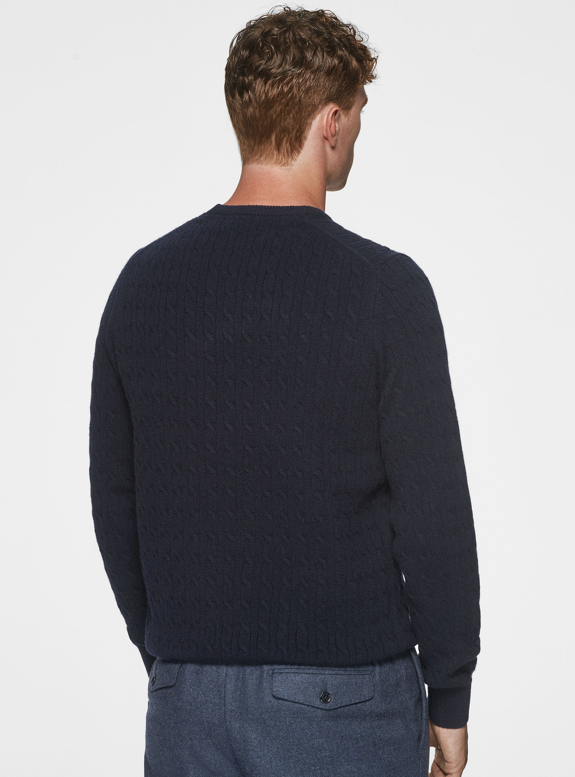 Pullover mit Rundhalsausschnitt aus Kaschmirwolle und Borte, NAVY 0218C