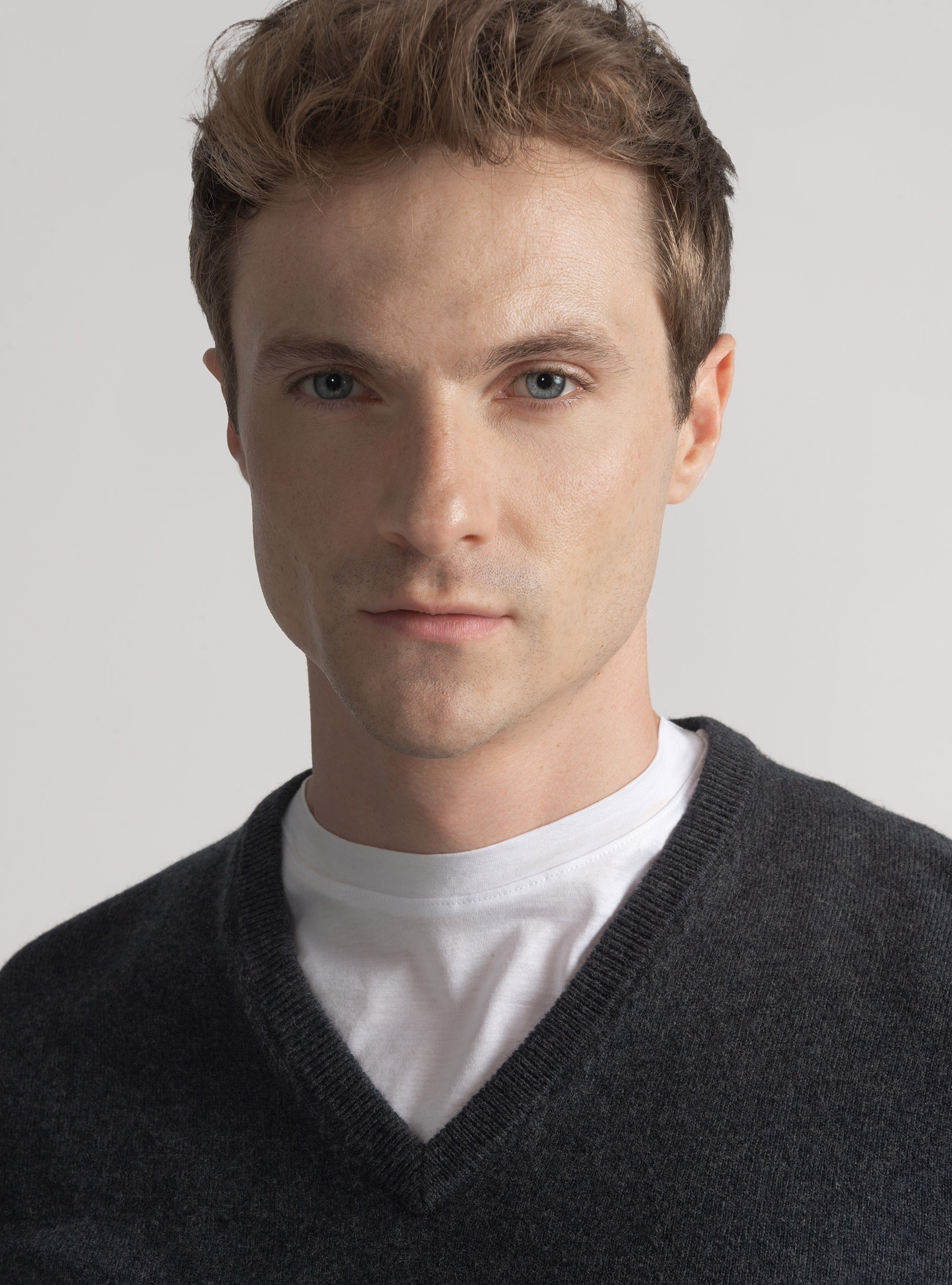 Merino wool V-neck sweater, ASPHALT GREY