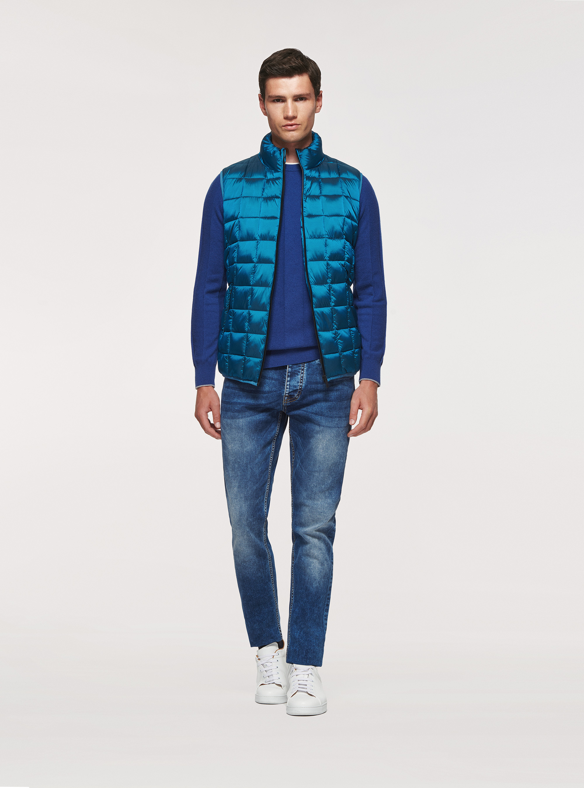 Smanicato trapuntato con imbottitura riciclata, PETROLIO