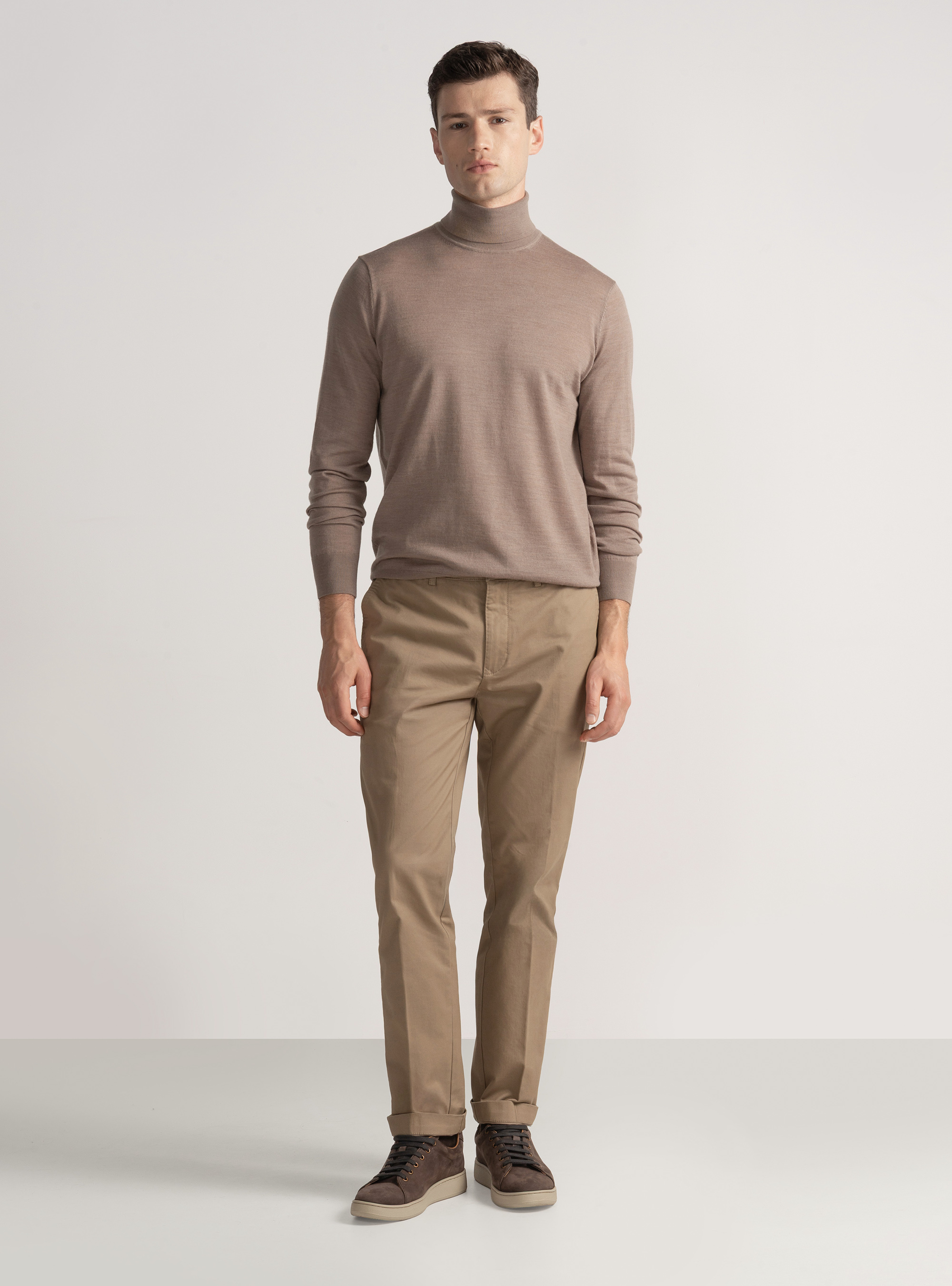 Cuello alto de pura lana merina extrafina, BARRO