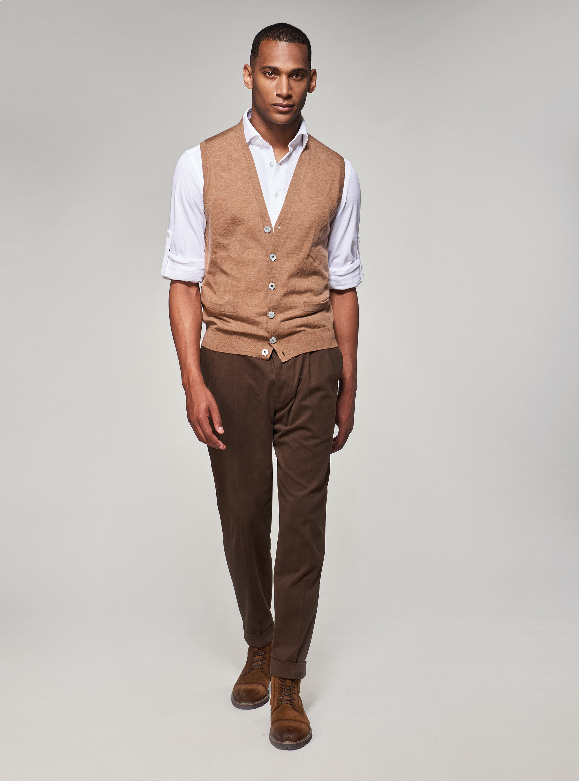 Gilet di maglia in pura lana merino extrafine, TORTORA 0542C