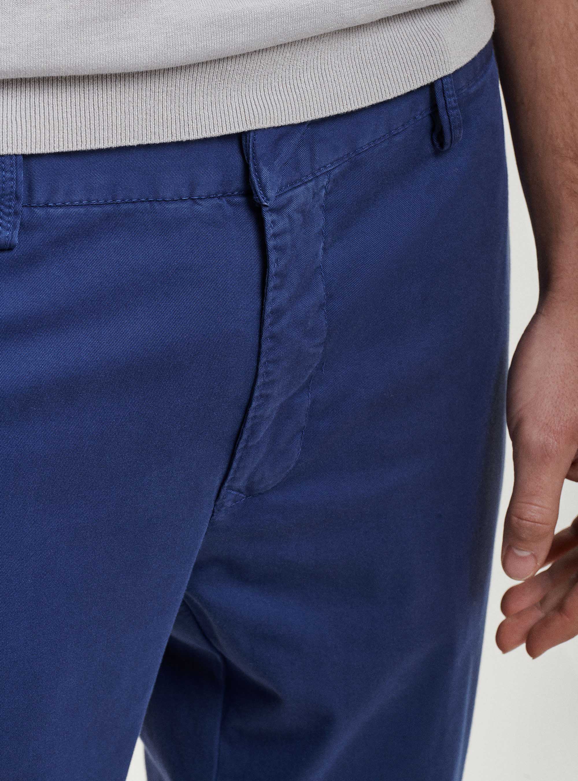 Pantaloni chino in twill stretch tinto in capo, BLU
