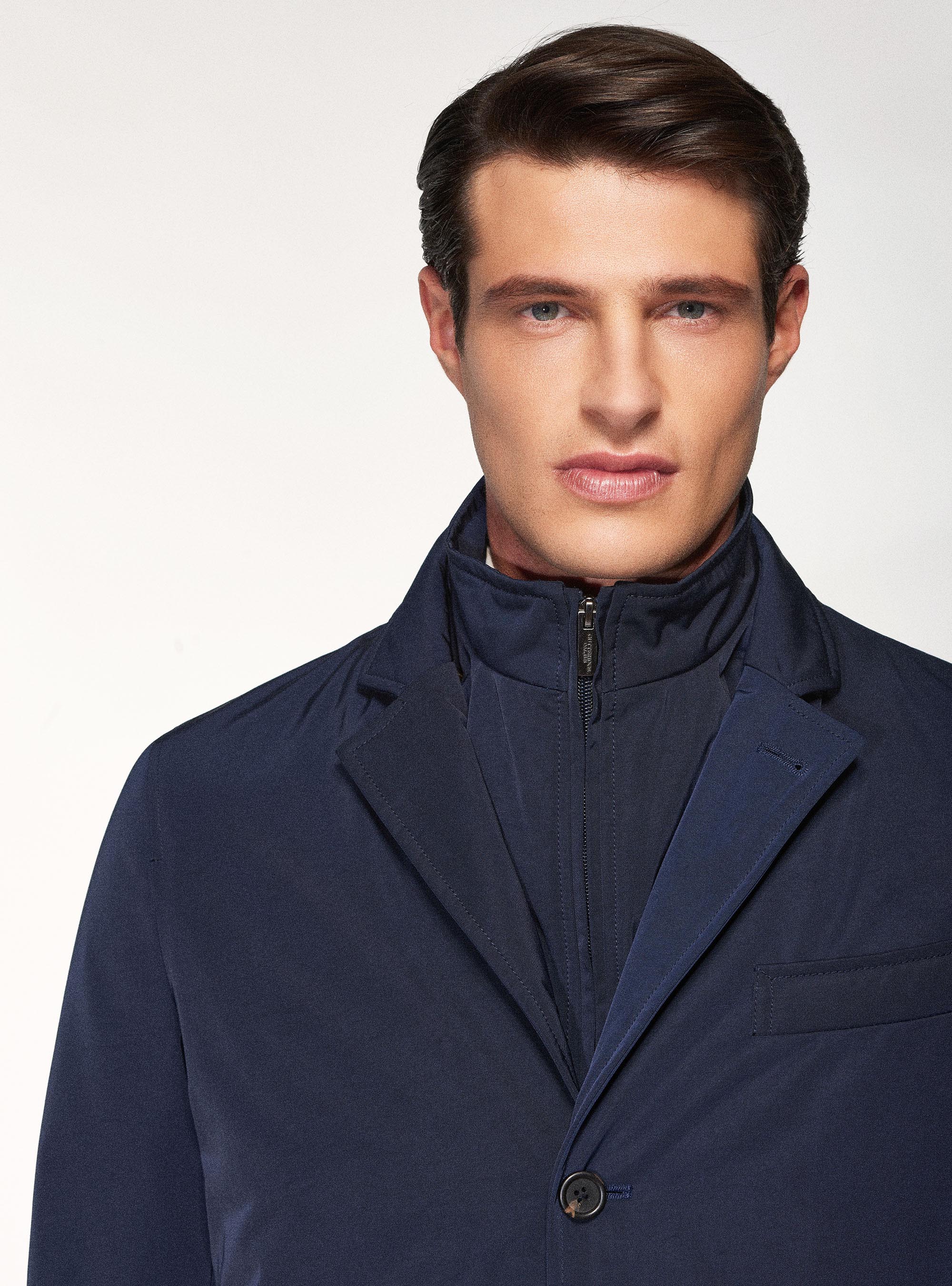 Impermeabile imbottito in tessuto tecnico con pettorina, BLU NAVY