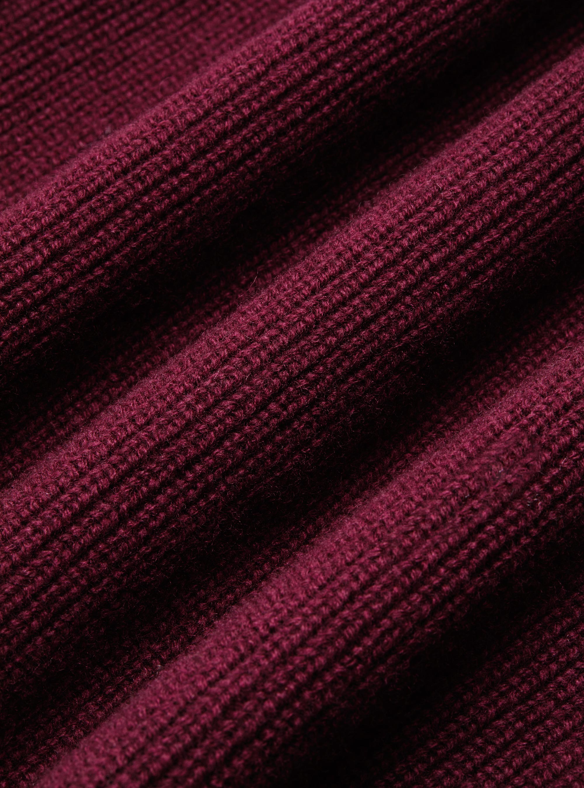 Maglia collo alto a costa perlata in lana merino, BORDEAUX