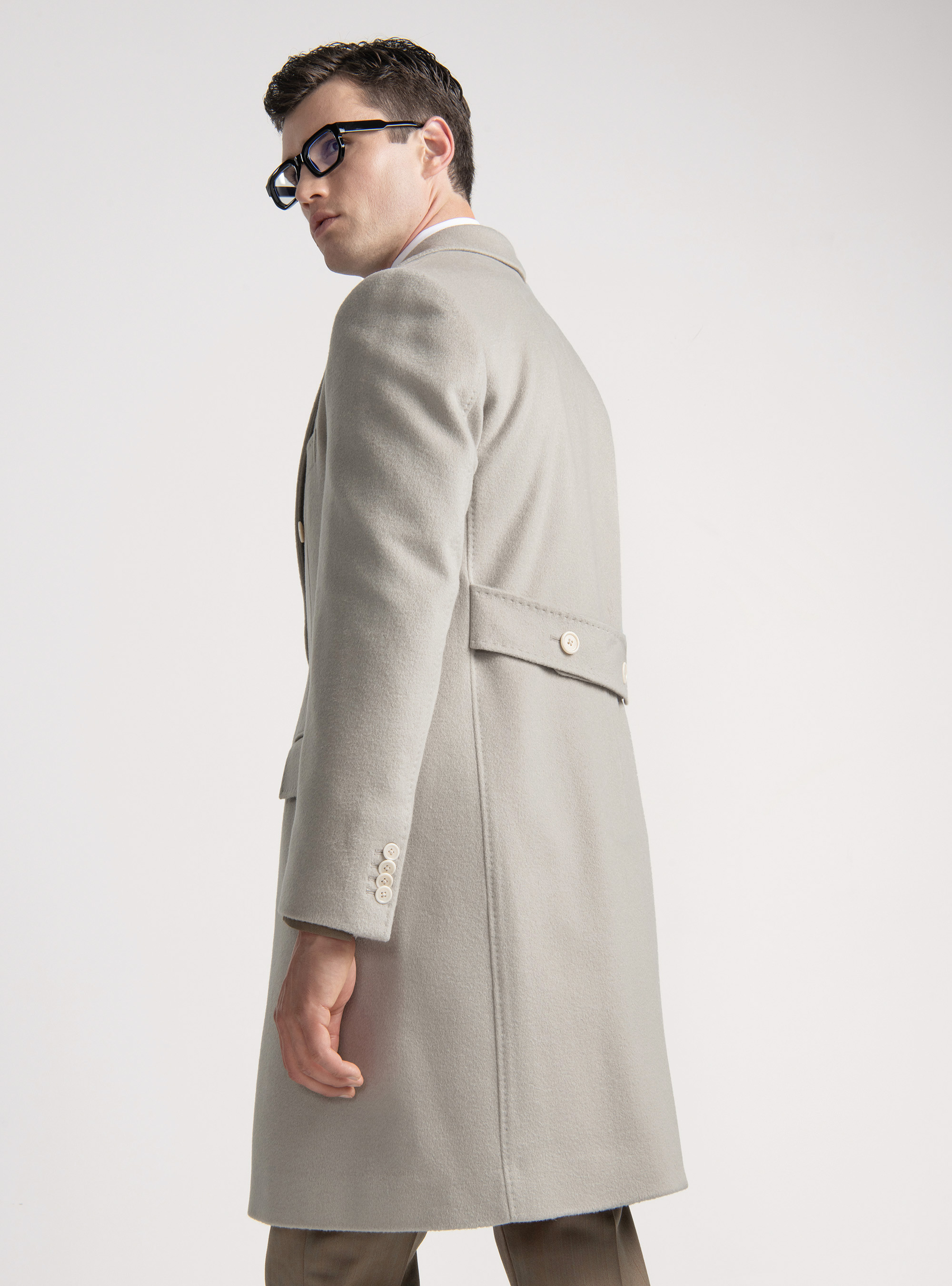 Abrigo de doble botonadura 100% cachemira, ECRU 0536C