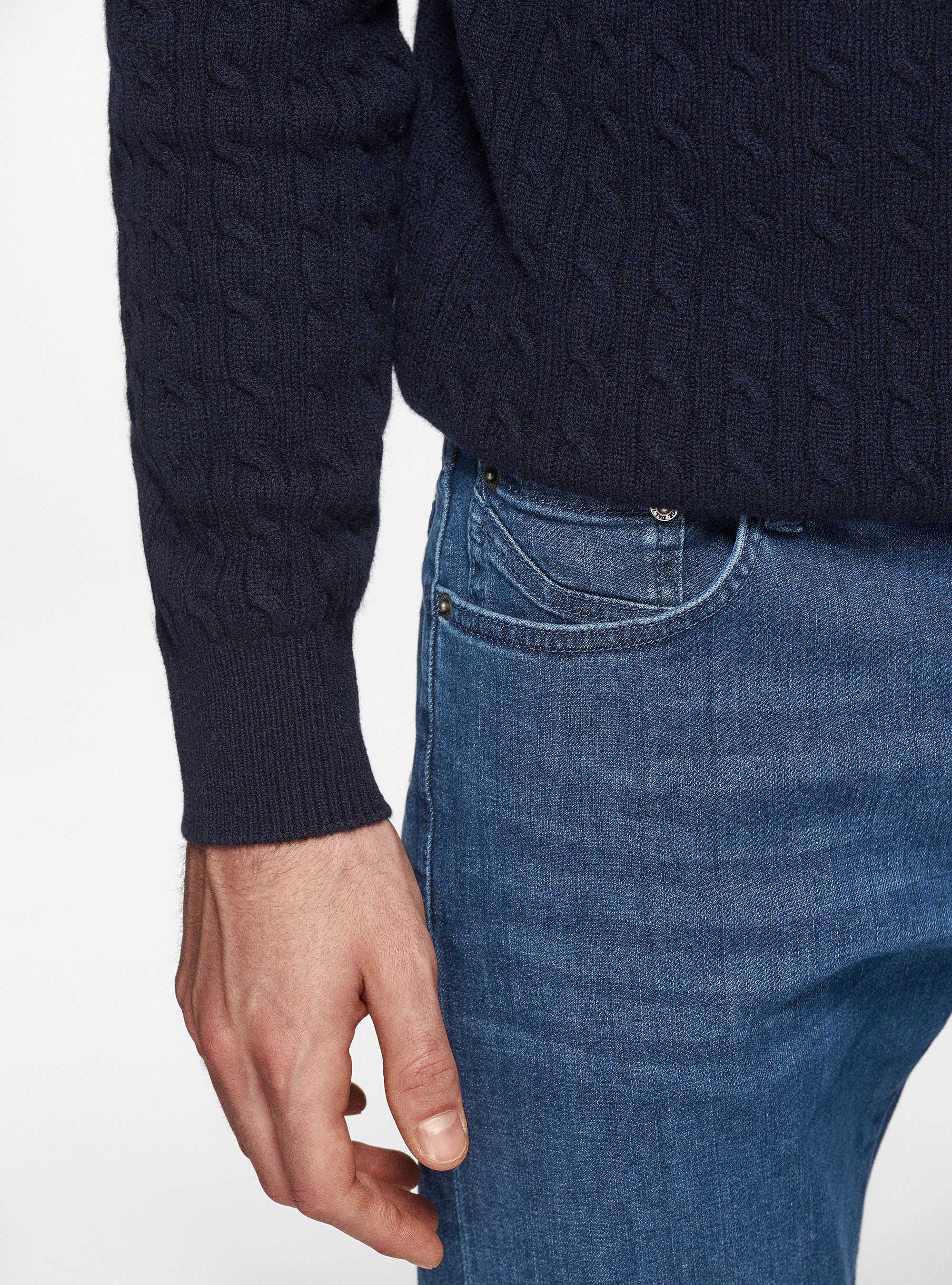 Maglia collo alto in lana cashmere con treccia, BLU NAVY