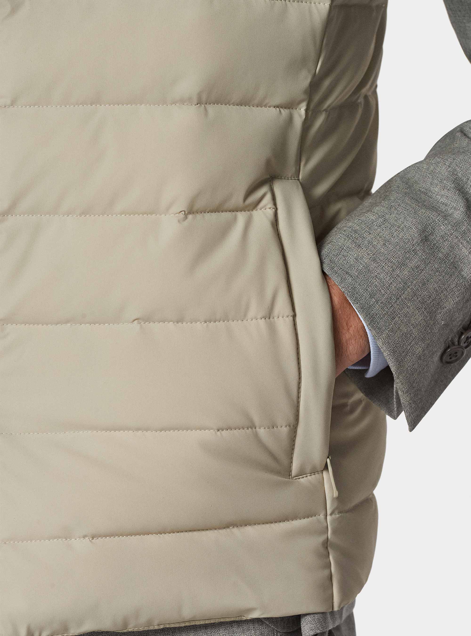 Smanicato trapuntato, ECRU