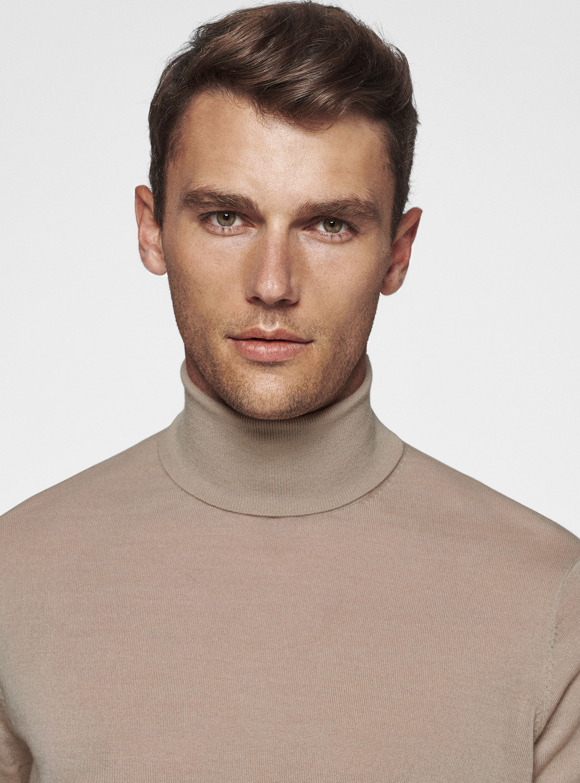 Dolcevita in pura lana merino extrafine, SABBIA