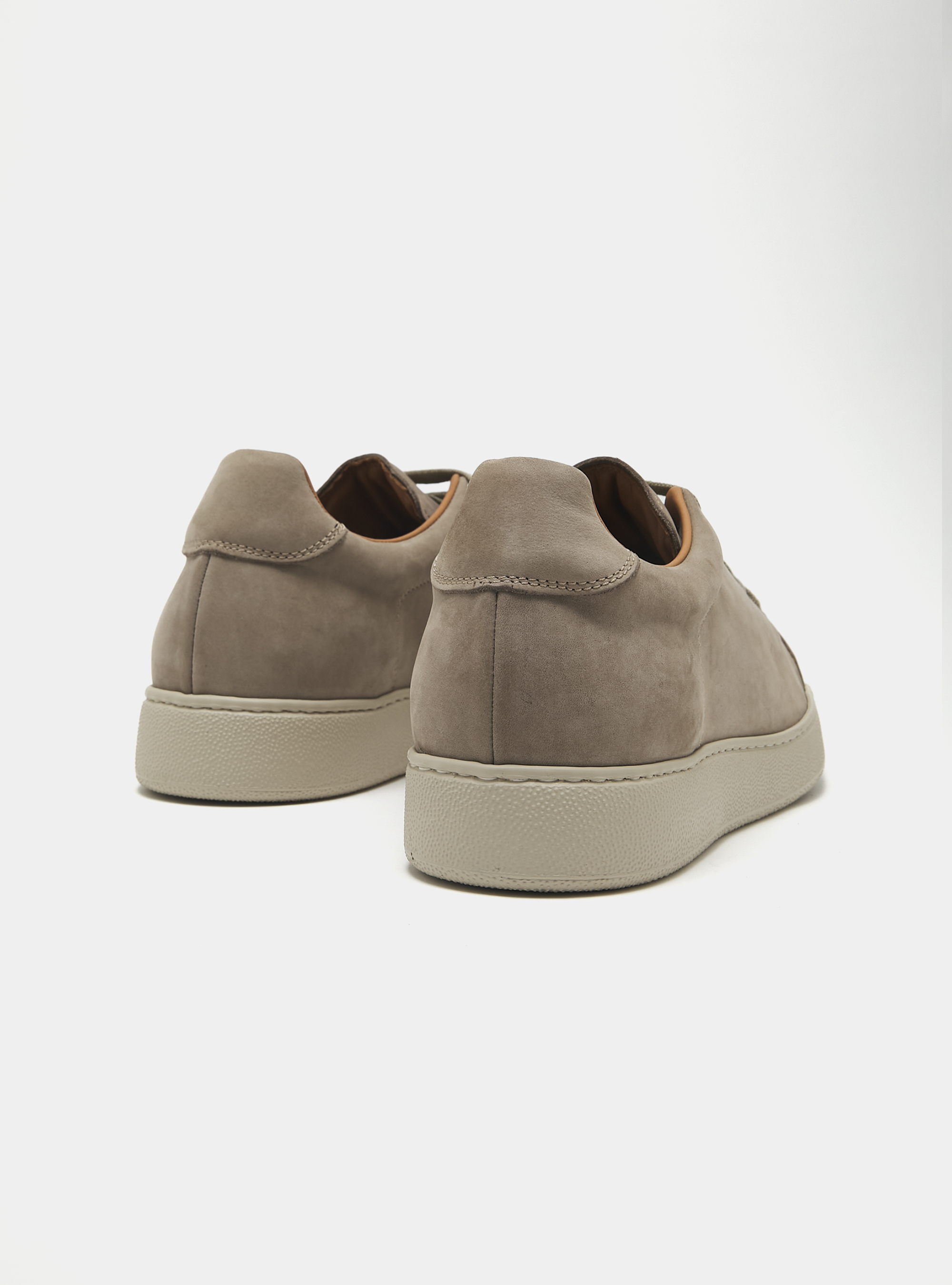 Sneakers in nabuk con suola ultralight, ECRU