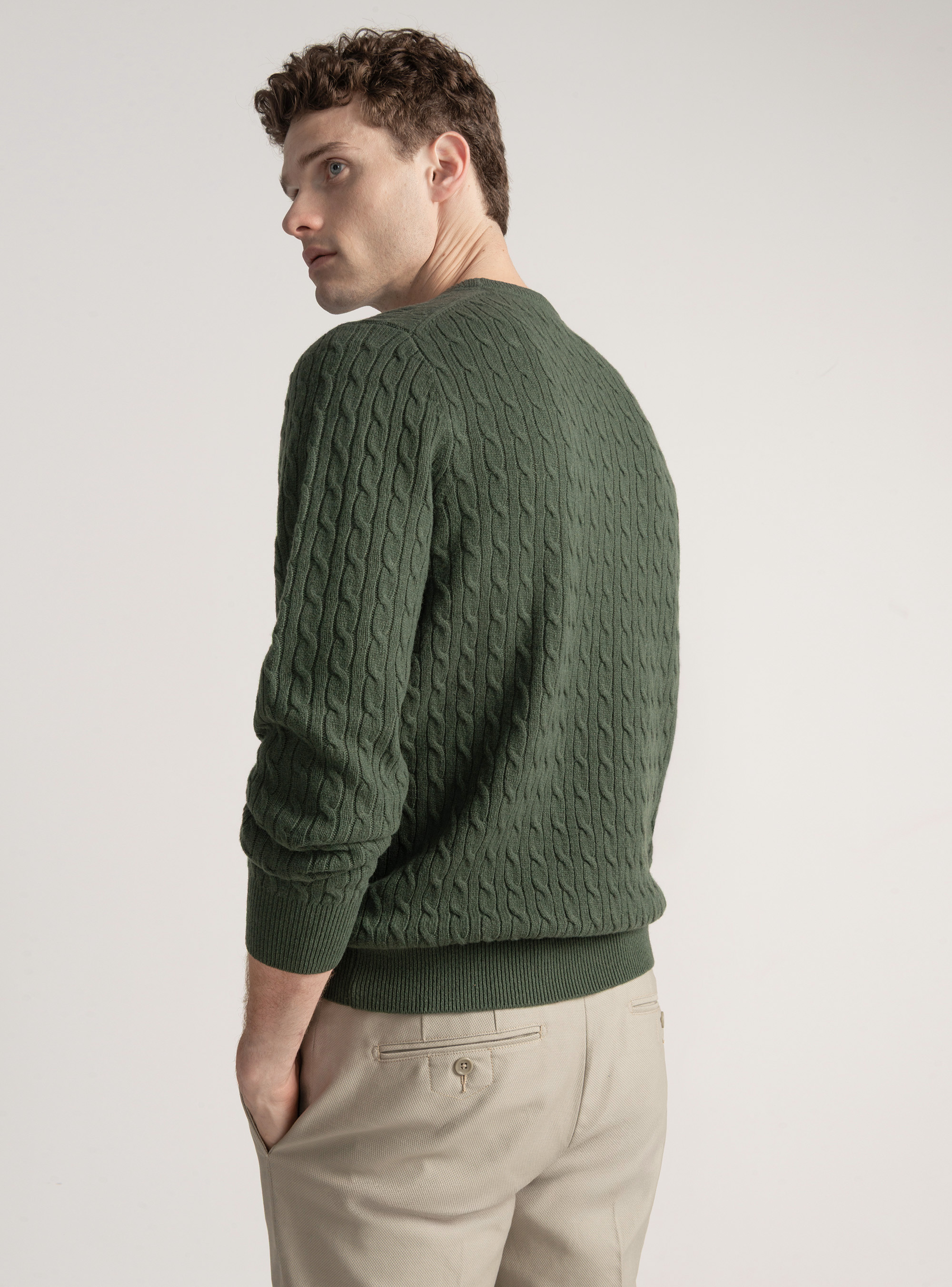 Maglia girocollo con treccia in lana e cashmere, MILITARE 0609C