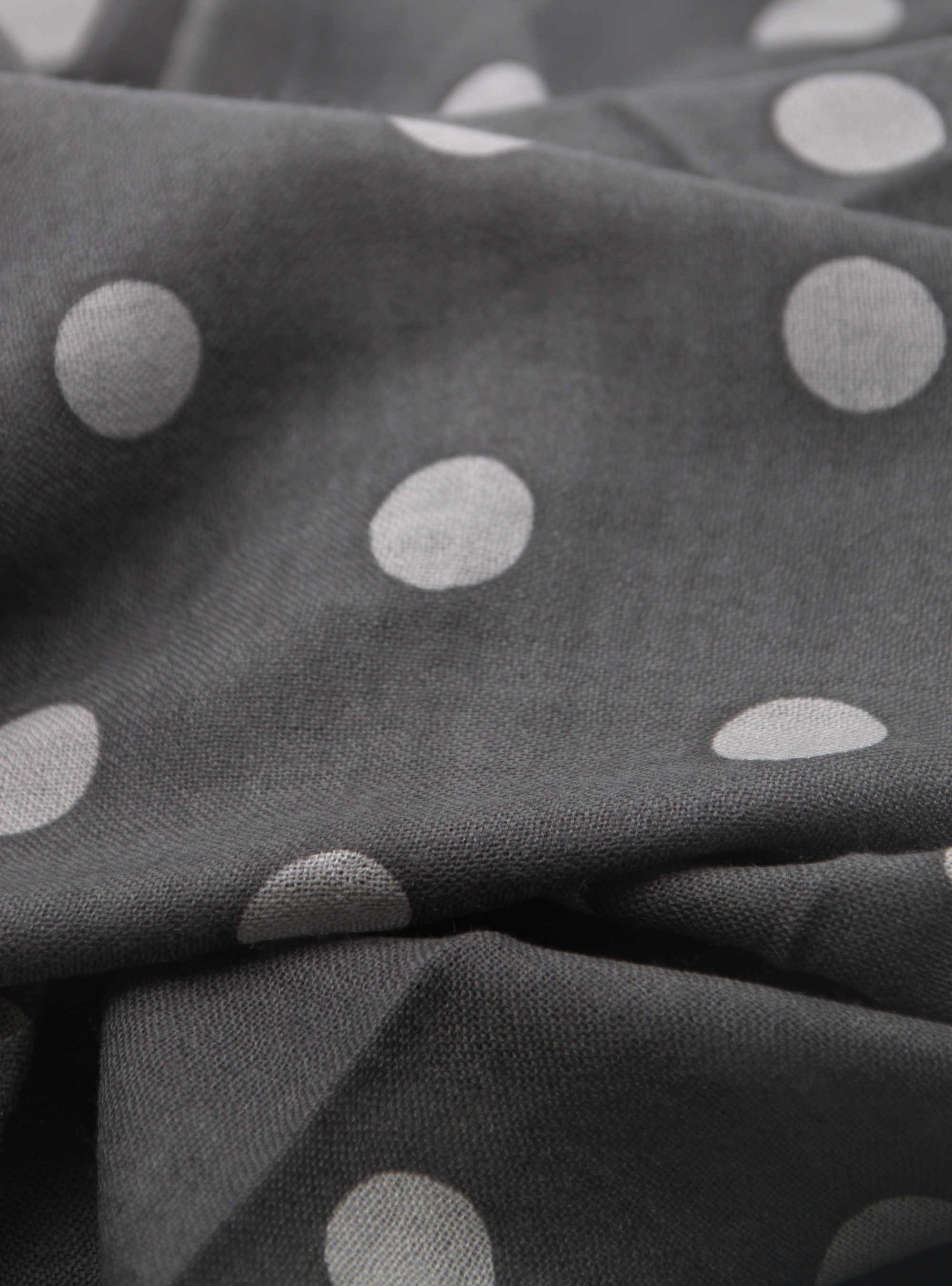 POLKA DOT WOOL SCARF, ASPHALT GREY