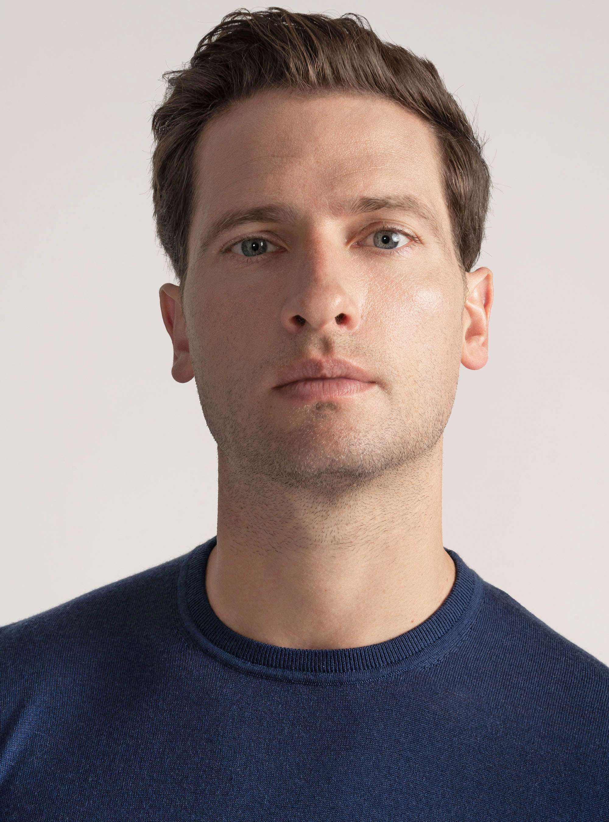 Punto de cuello redondo de pura lana merina extrafina, AZUL TINTA