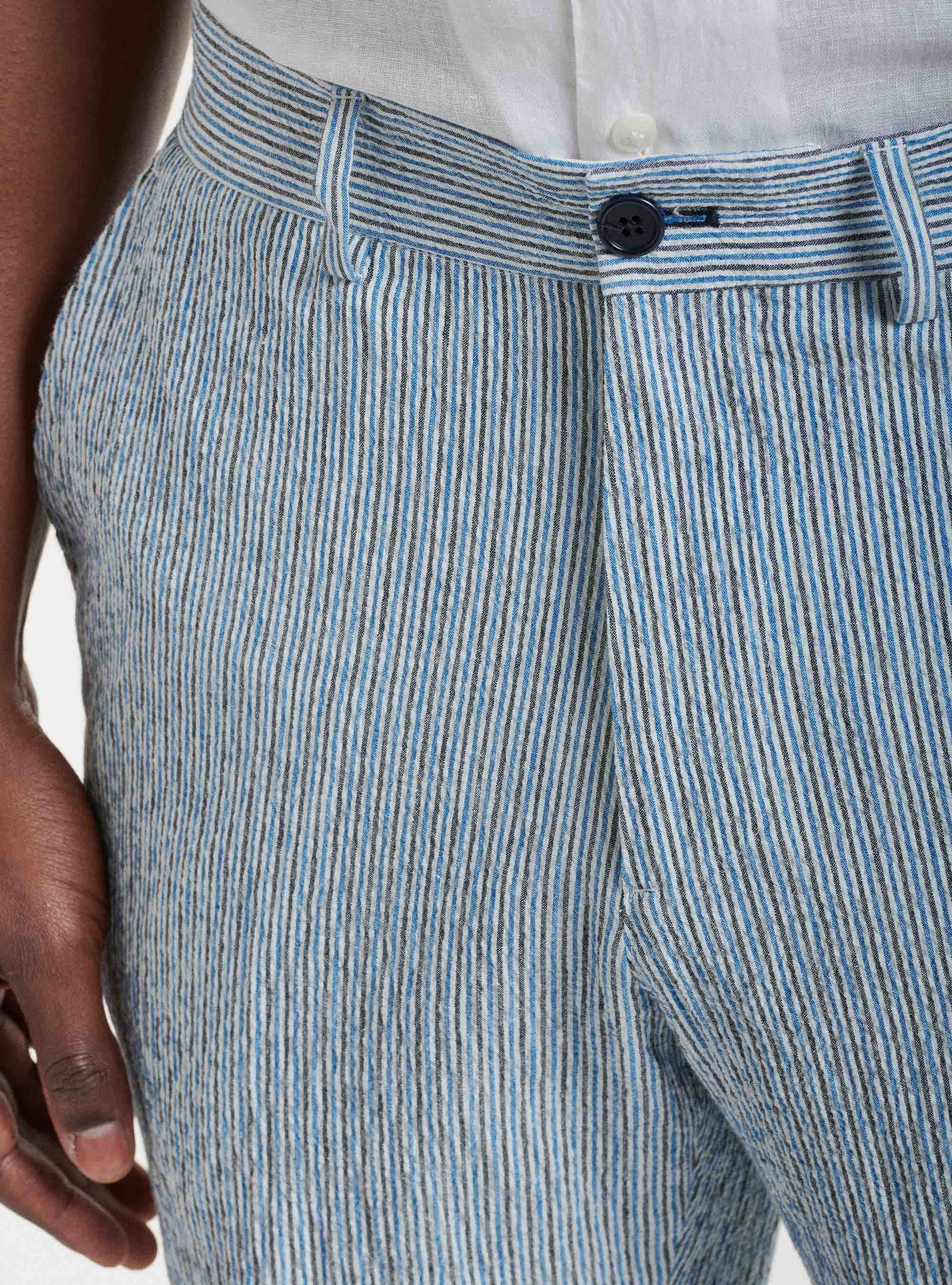 Bermudas de algod&oacute;n y lino a rayas seersucker, CELESTE