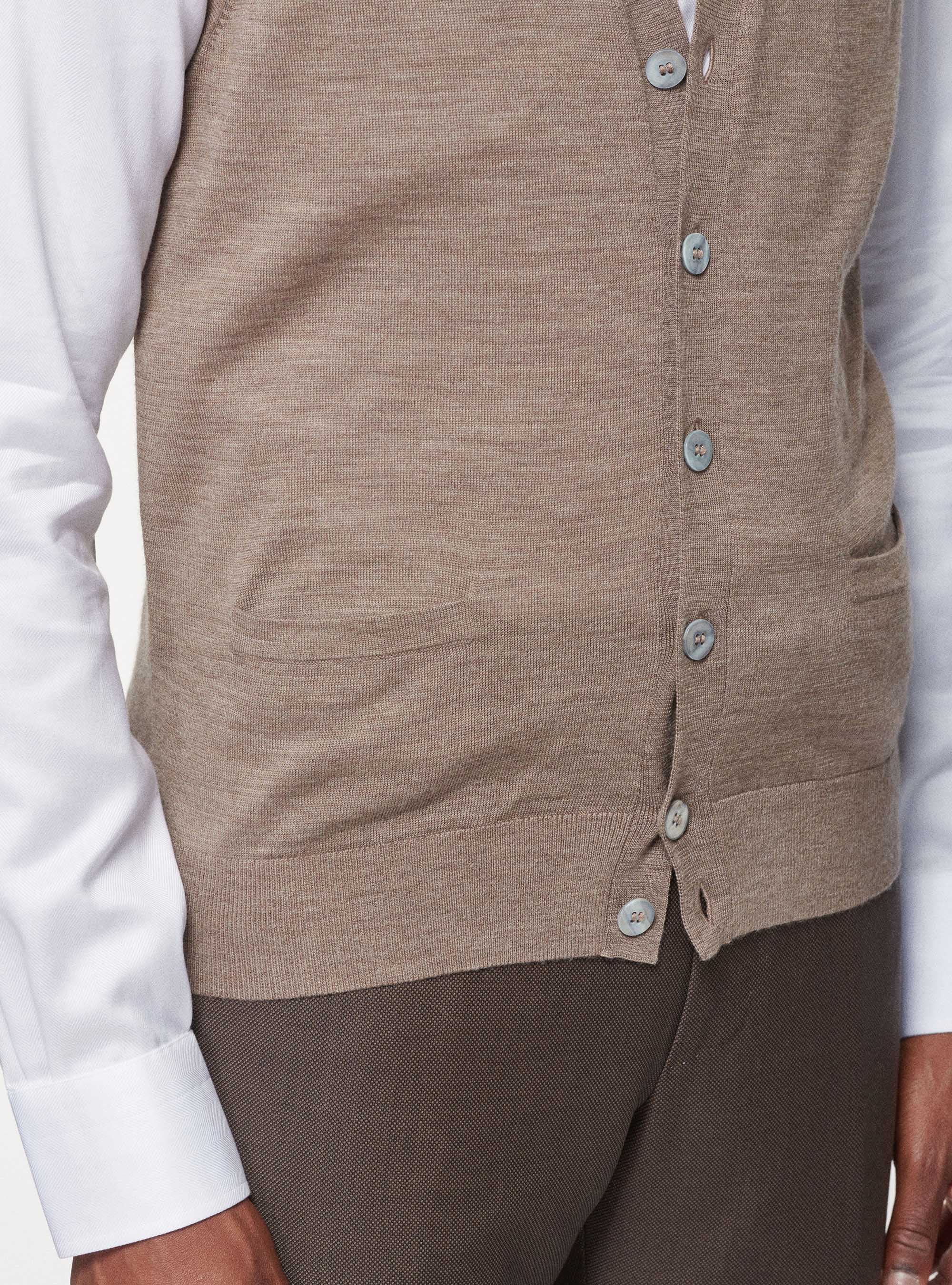 Gilet in maglia in pura lana merino, FANGO