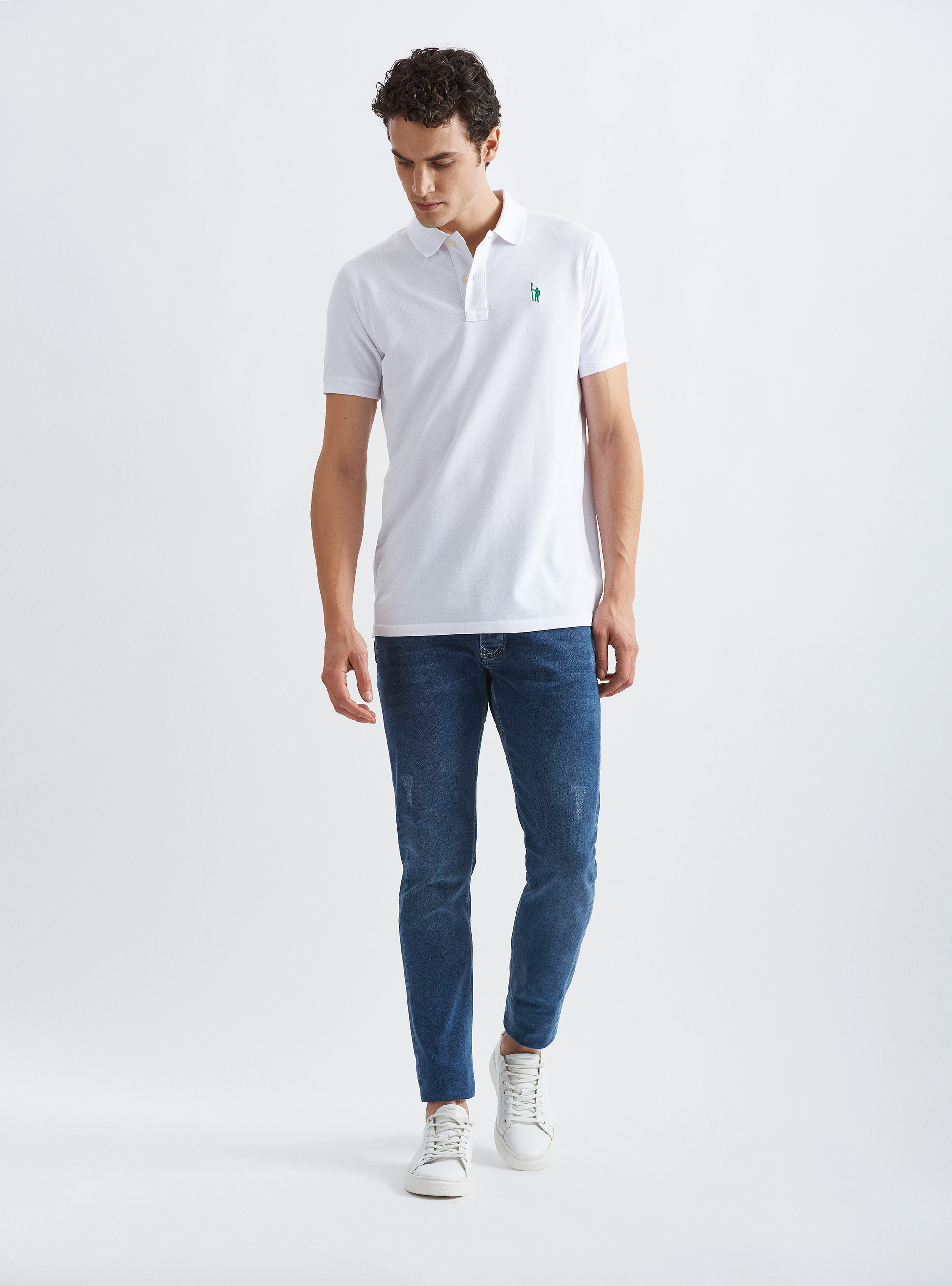 Polo classica in piquet di cotone con ricamo, BIANCO