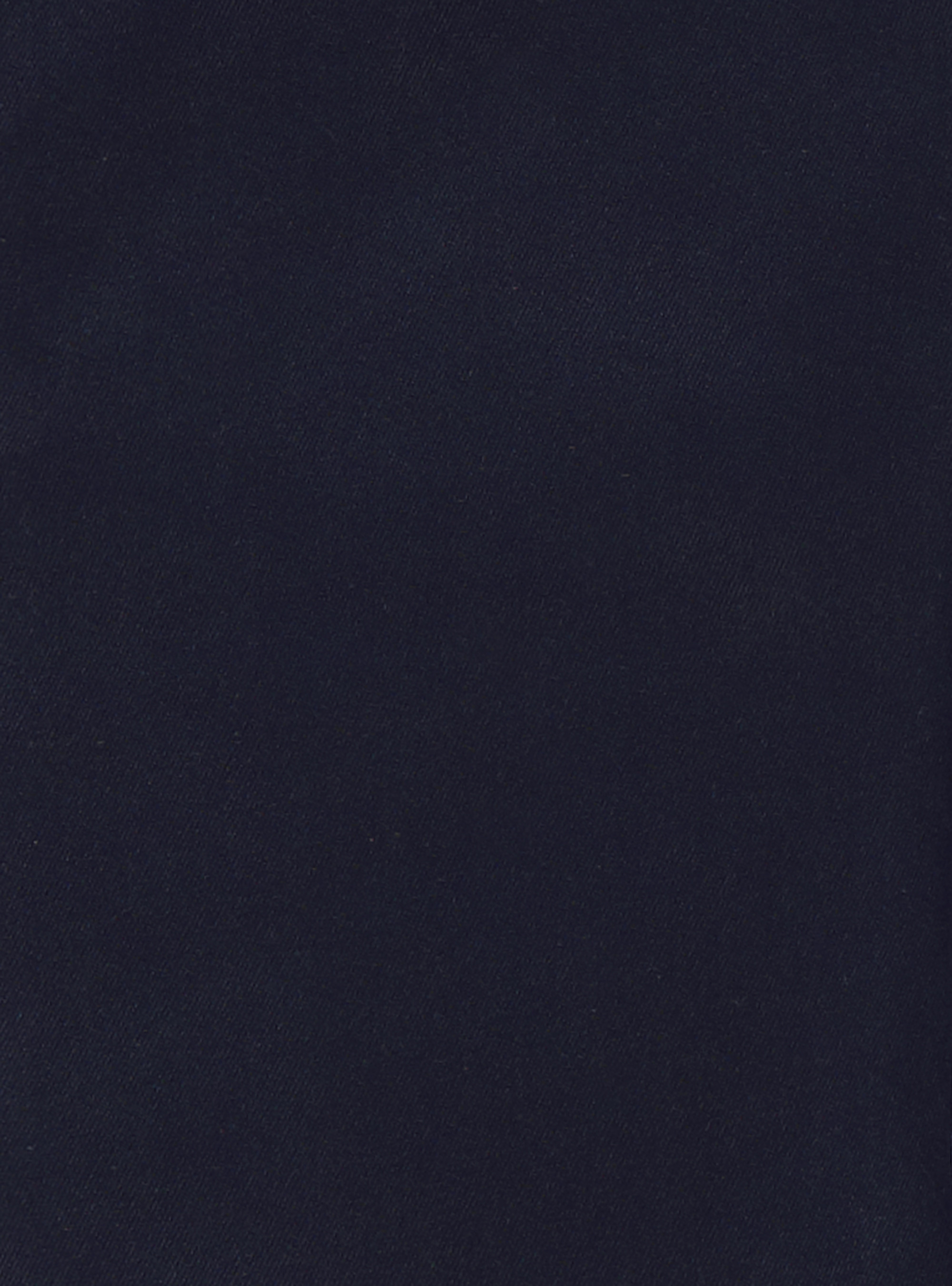 Klassisches Hemd mit bequemer Passform aus b&uuml;gelfreiem Twill, NAVY 0218C