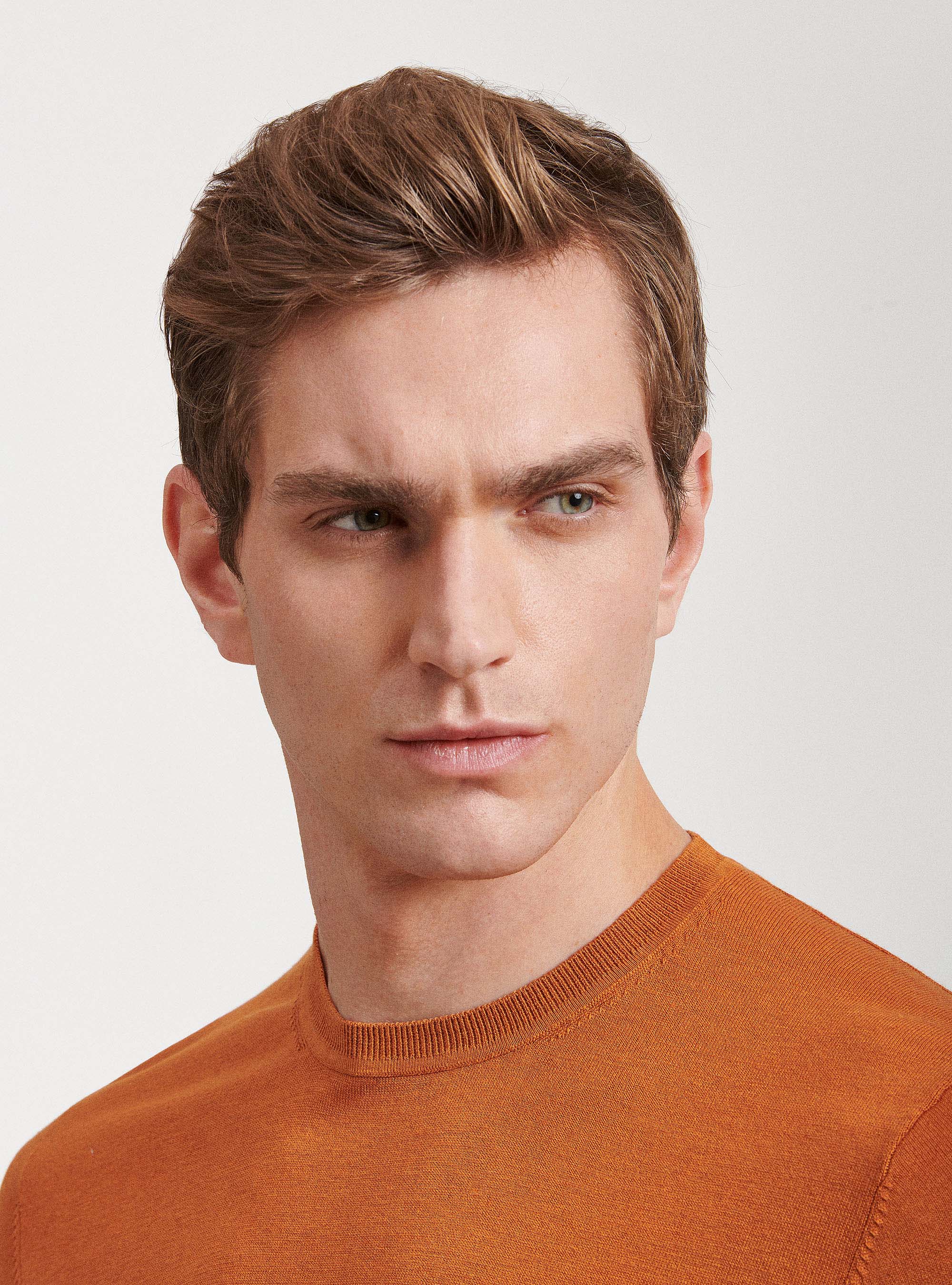 Pull &agrave; col ras du cou en soie et coton, ORANGE