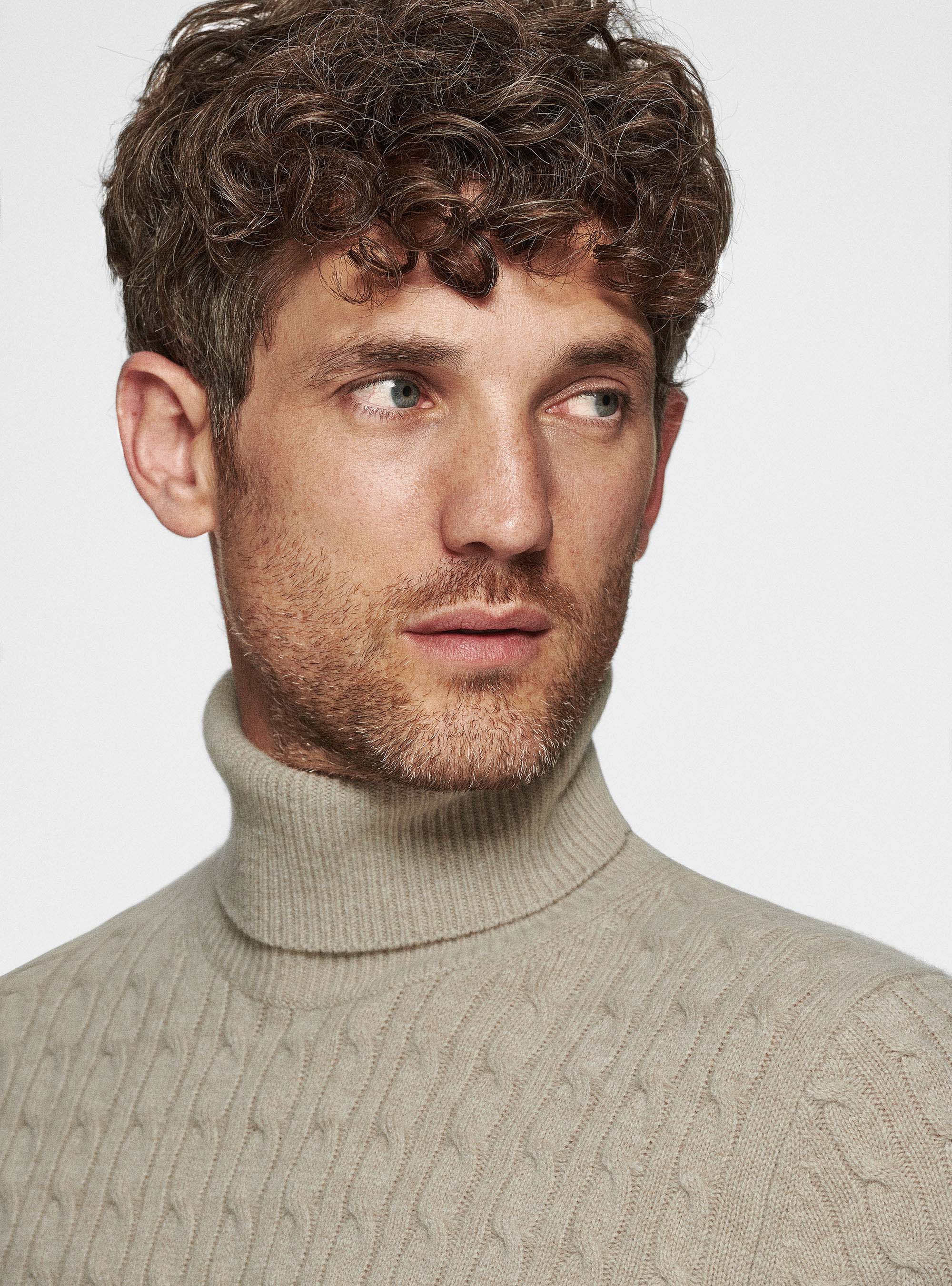 Maglia collo alto in lana cashmere con treccia, ECRU