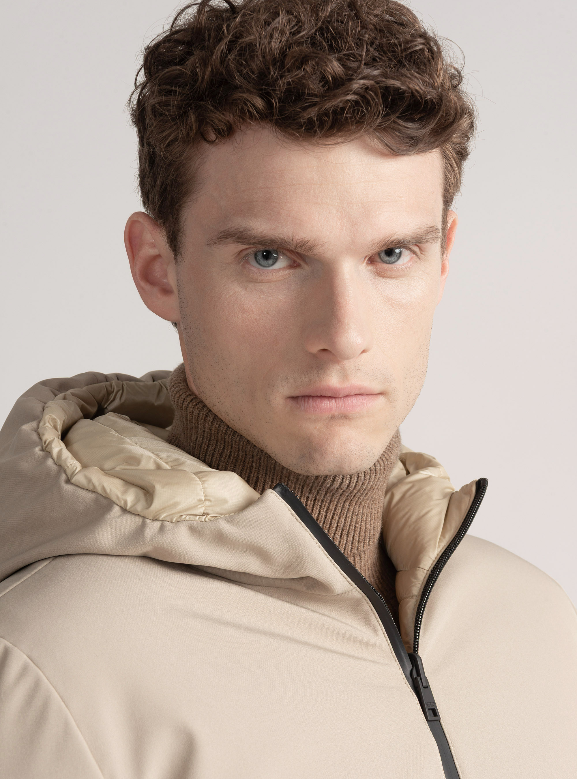 Giubbotto tecnico reversibile con cappuccio, SABBIA