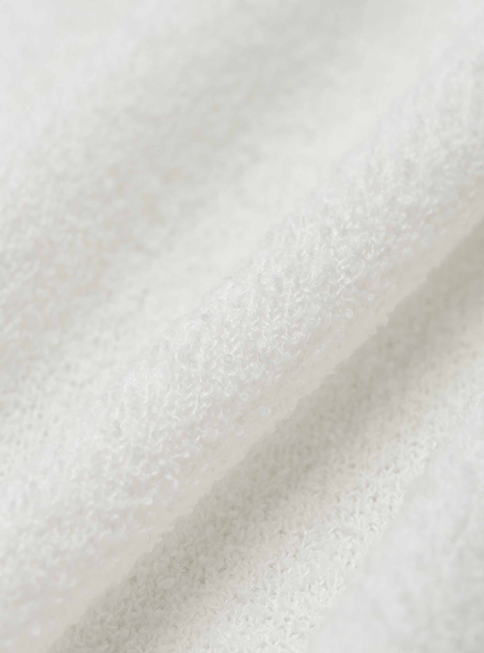 Maglia girocollo in misto cotone bouclè, BIANCO