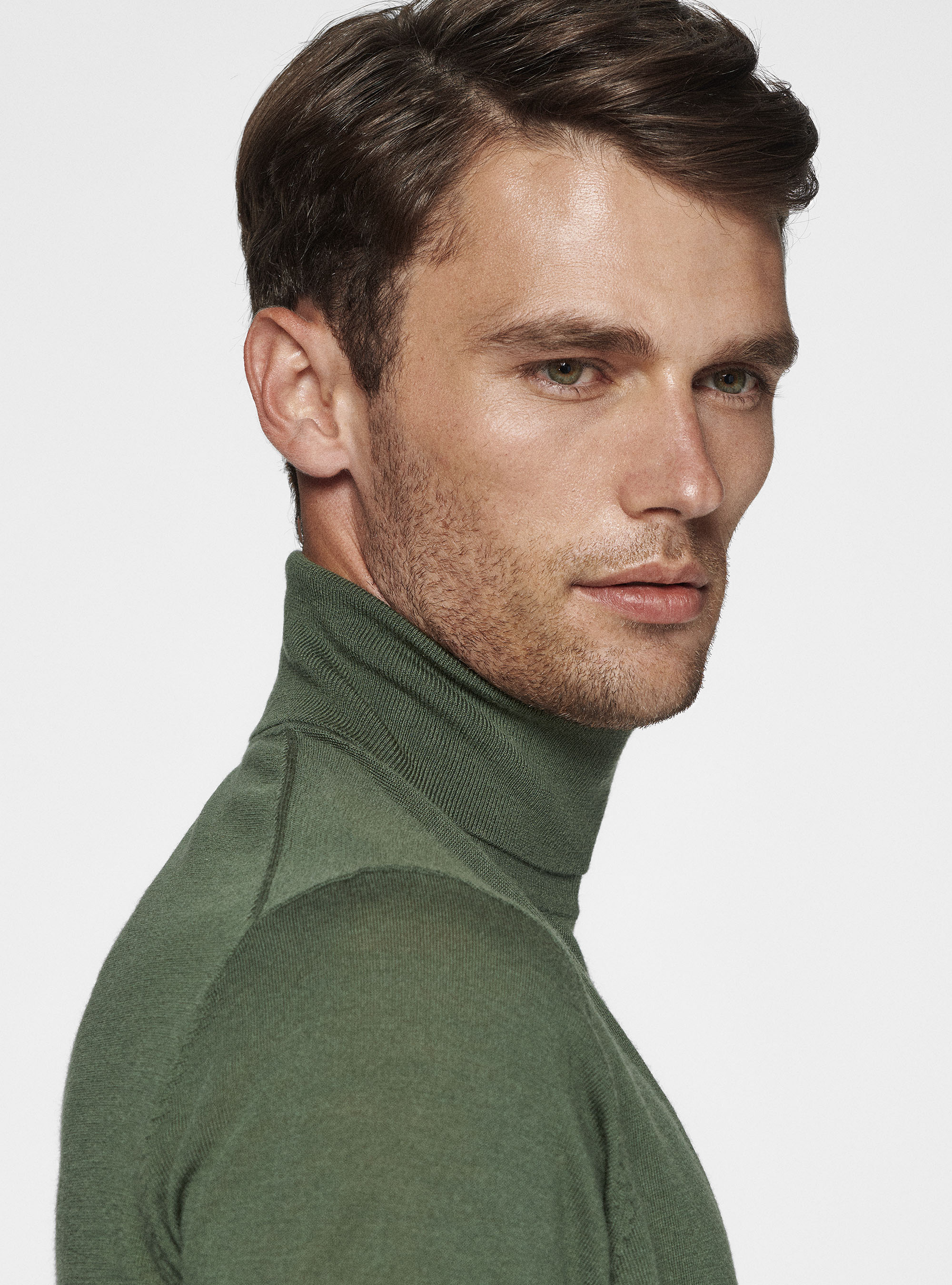 Turtleneck in pure extra-fine merino wool, MILITARE 0609C