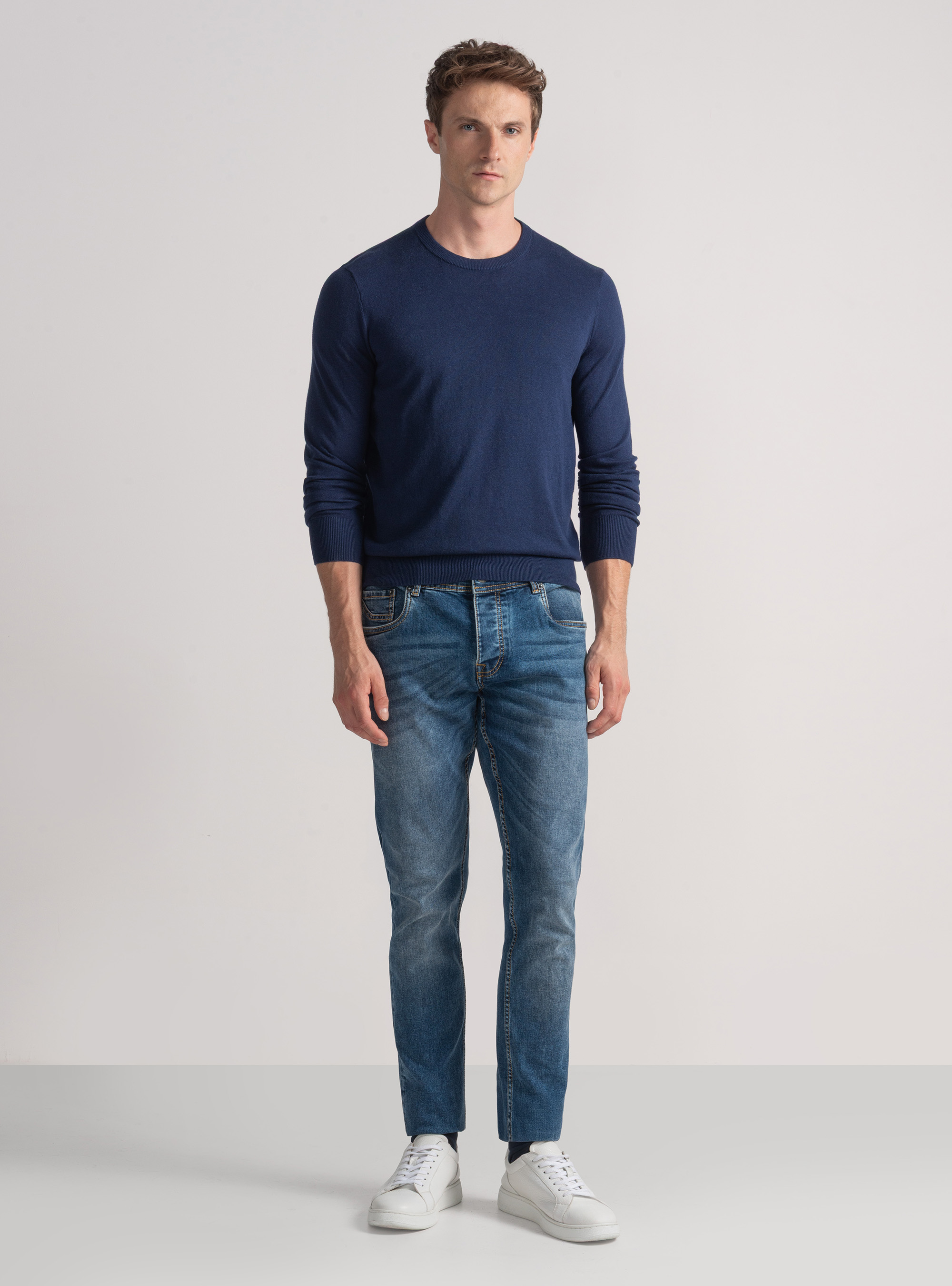 Punto de cuello redondo de algodón, seda y cachemira, AZUL TINTA