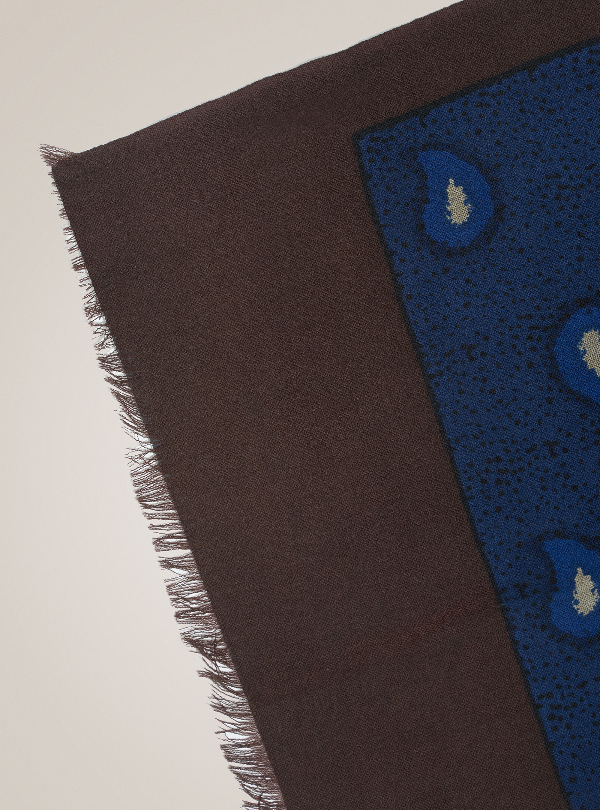 100% wool scarf with pattern, NAVY BLUE